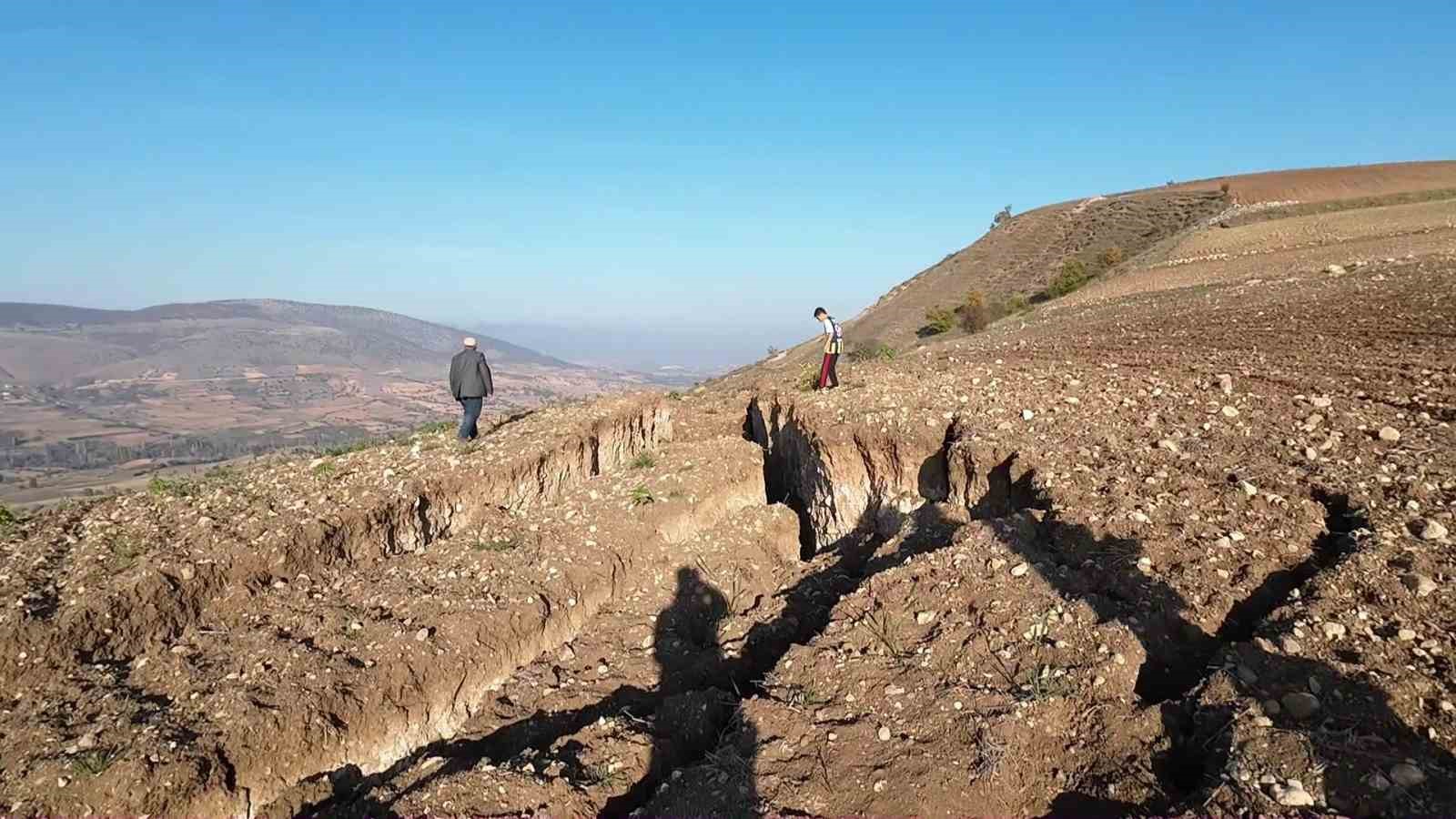 Yozgat Valiliği’nden Baydiğin’deki zemin hareketleriyle ilgili uyarı