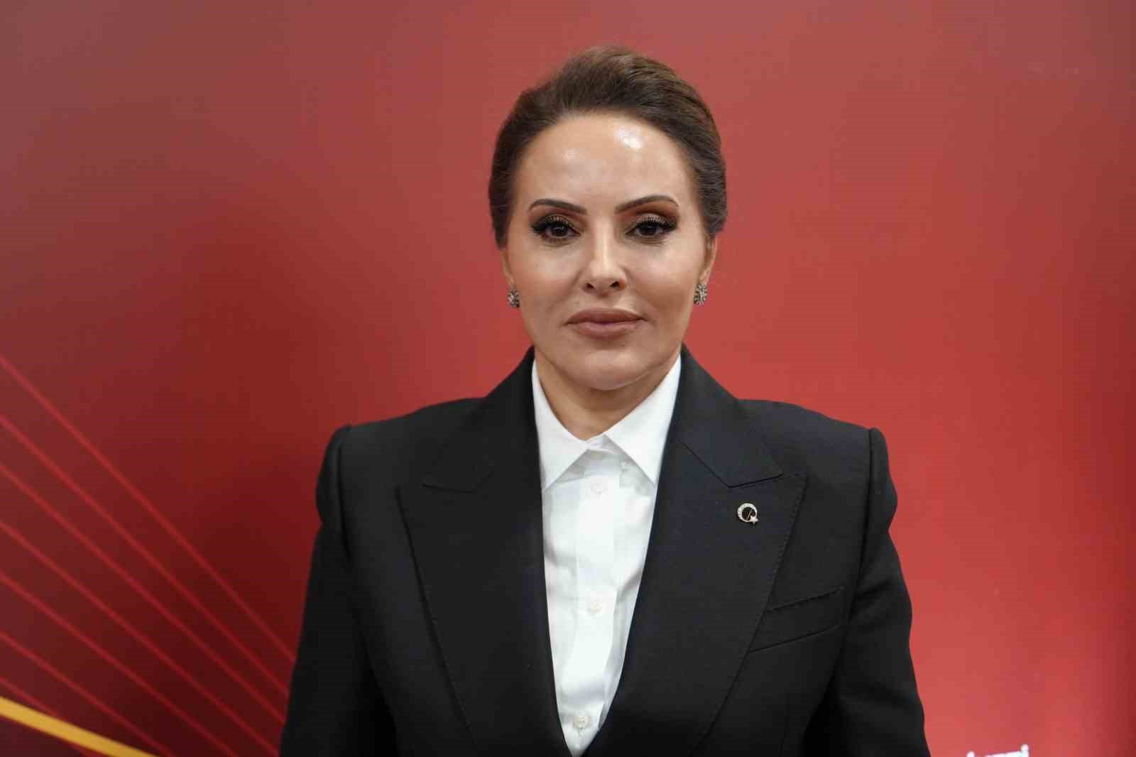Bakan Göktaş: "Aileyi güçlendirmek için tüm alanlar aile dostu olmalı"
