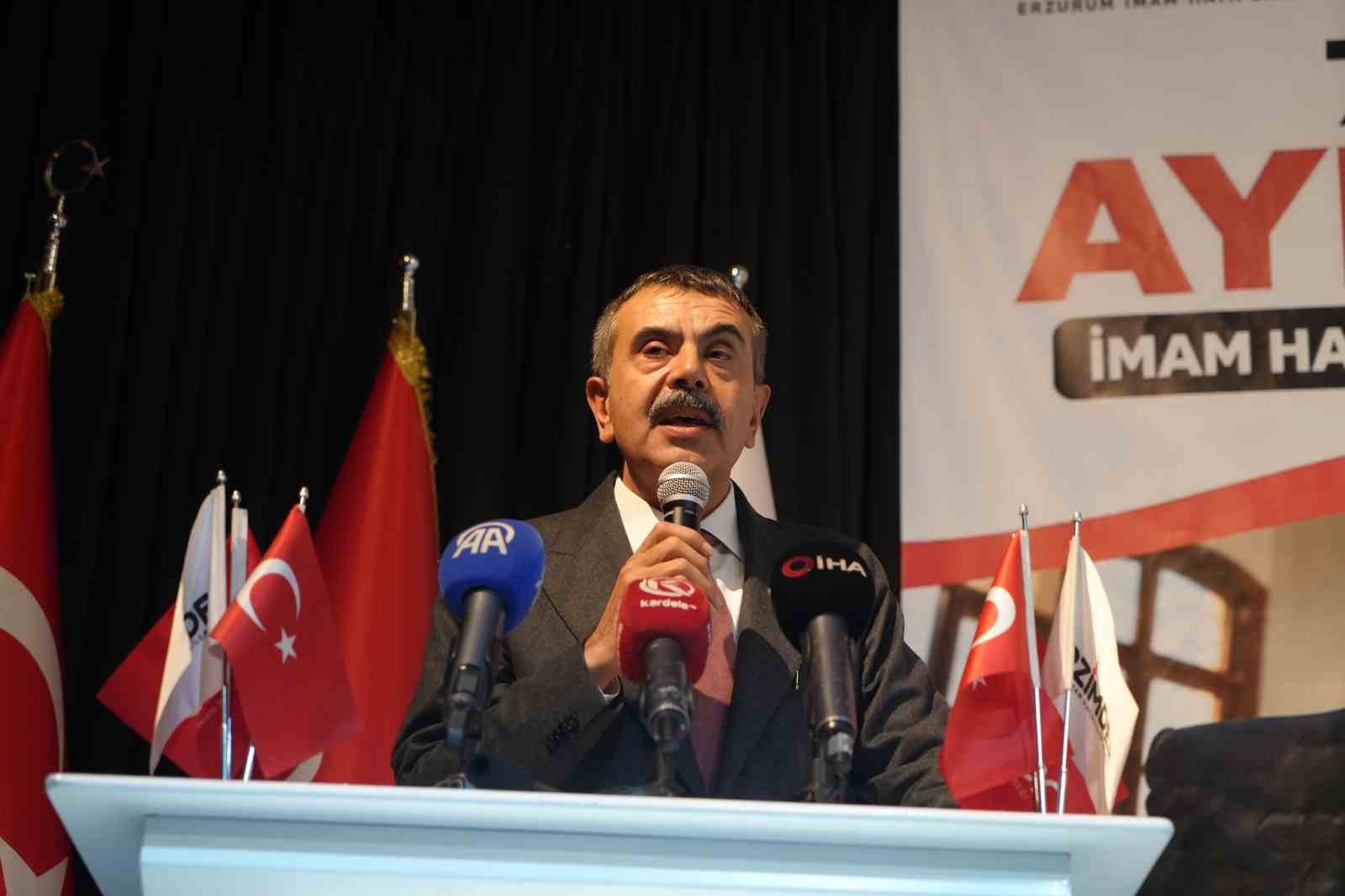 Bakan Tekin: "İmam hatip okullarının üçüncü kurucusu Cumhurbaşkanımız Recep Tayyip Erdoğan’dır"