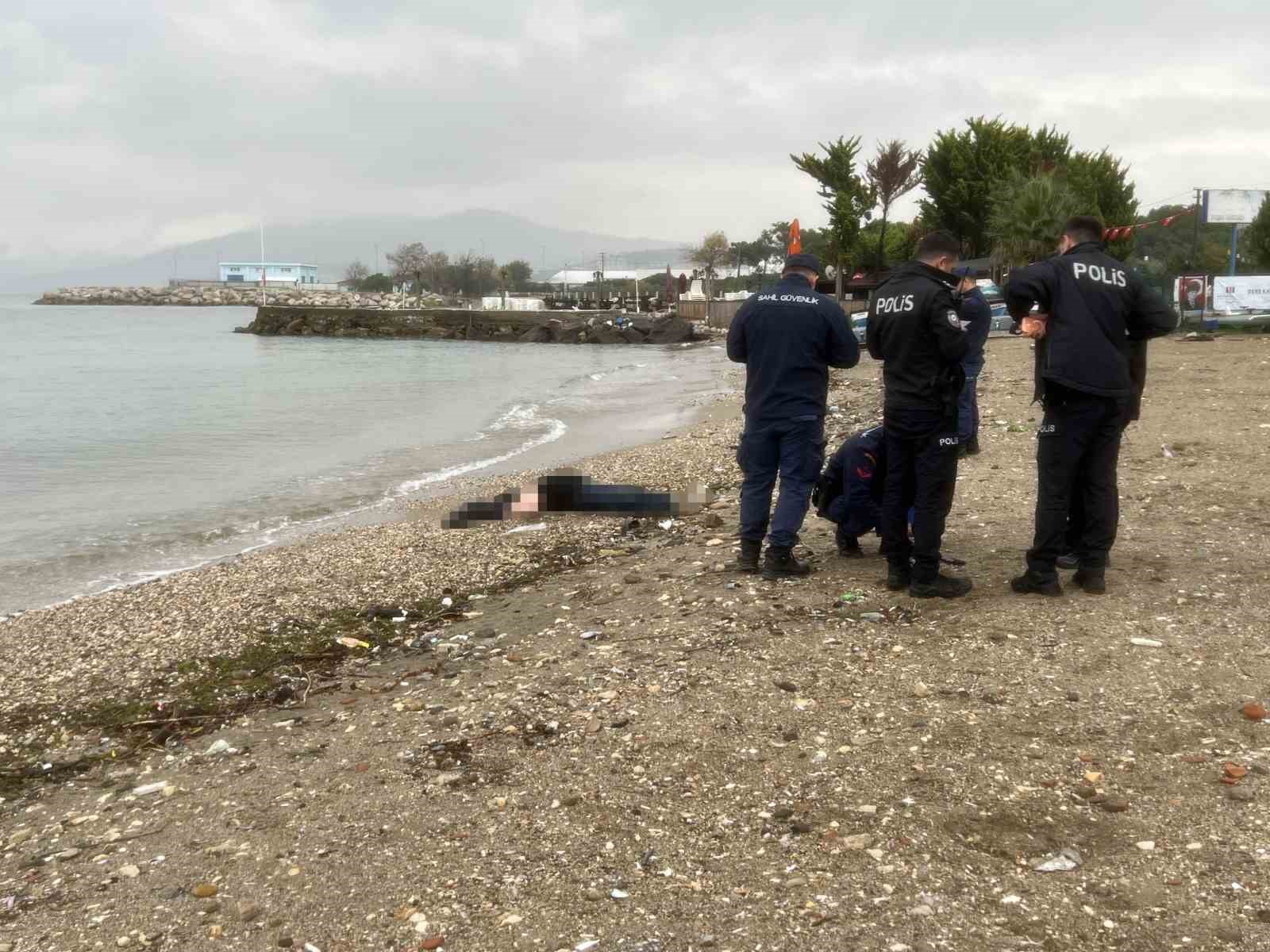 Mudanya’da plajda erkek cesedi bulundu