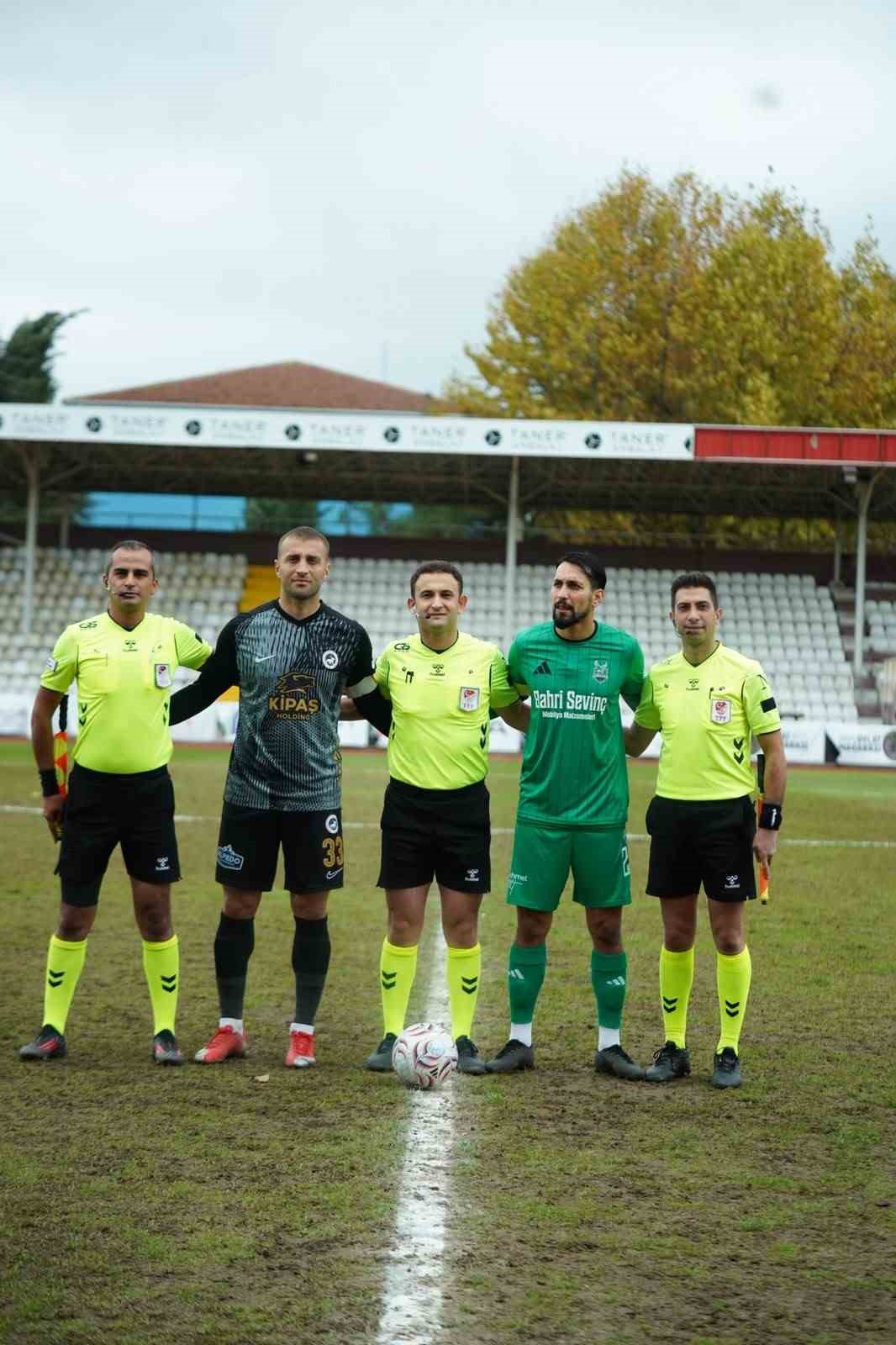 Ziraat Türkiye Kupası: İnegöl Kafkasspor: 1 - Kahramanmaraş İstiklalspor: 4