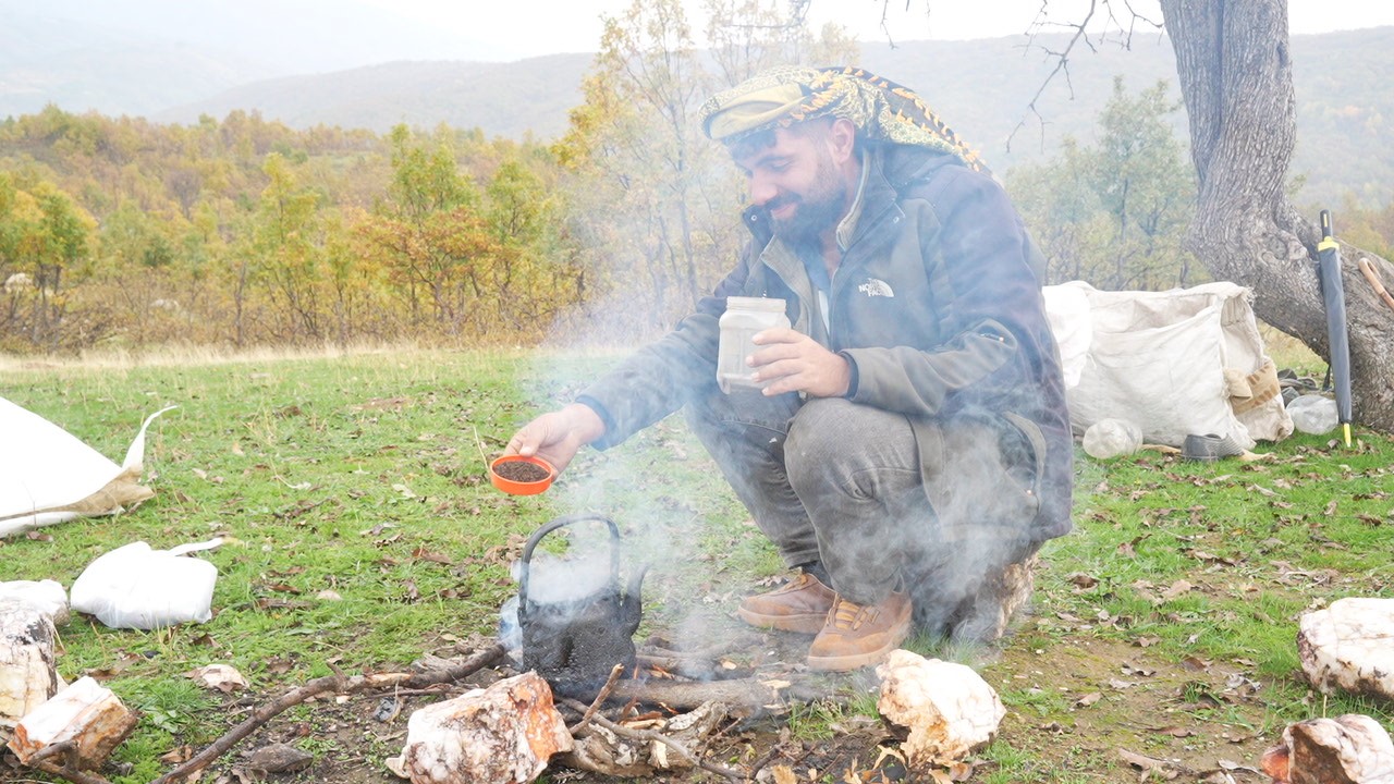 Muş yaylalarındaki göçerlerin dönüş yolculuğu başladı