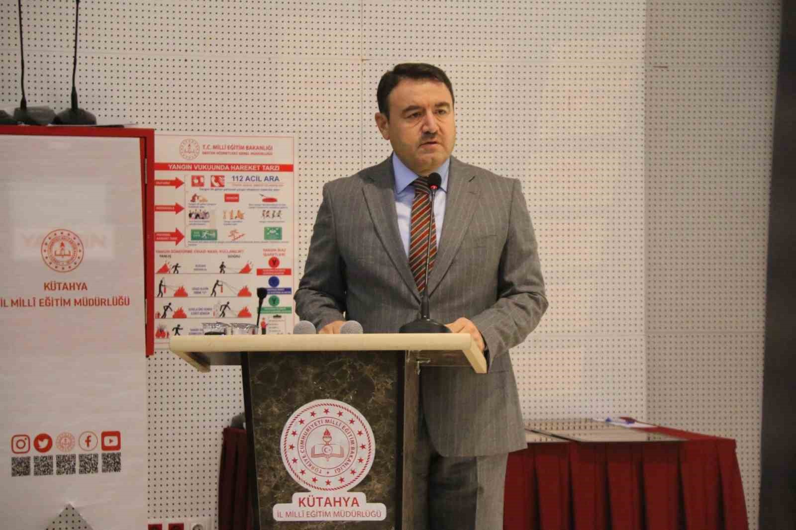 Kütahya’da 43 Adım Projesi için okul müdürleri bir araya geldi