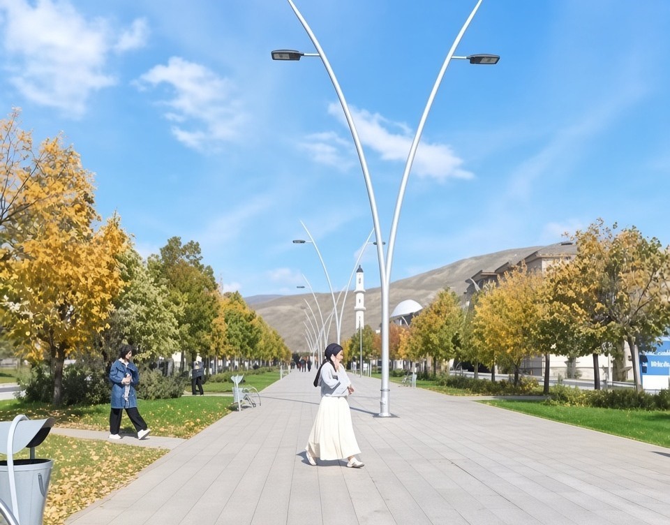 EBYÜ kampüsünde sonbahar güzelliği