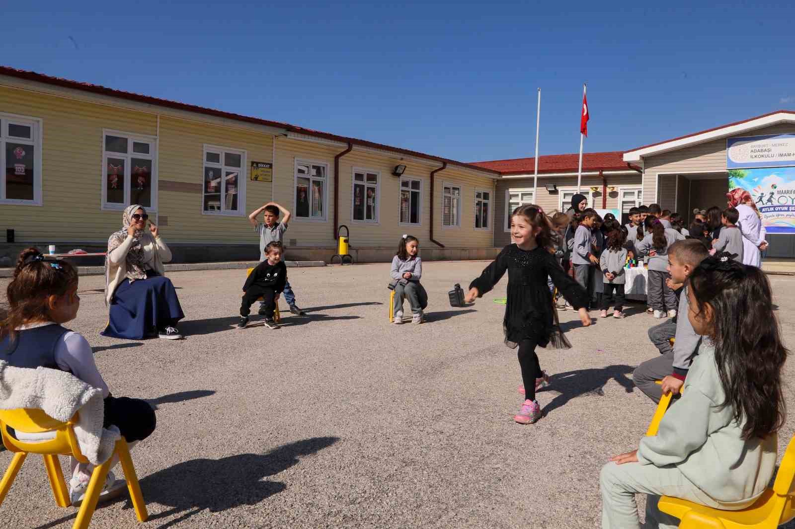 Bayburt’taki 4 okulda ‘Maarifin Kalbinde Oyun’ etkinliği düzenlendi