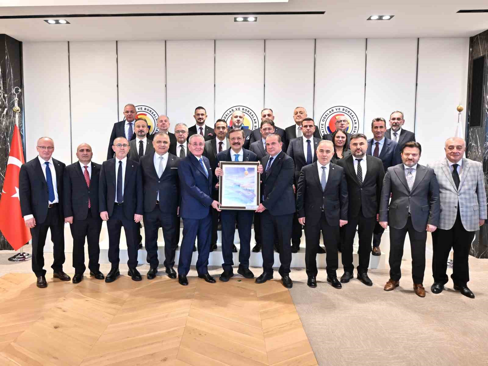 Ankara’dan birlik ve beraberlik mesajları