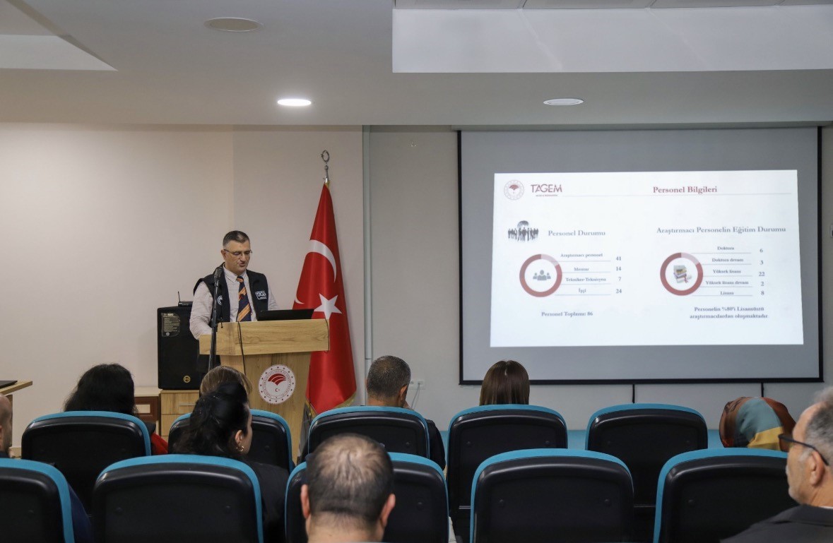 Bingöl’de su ürünleri üreticilerine balık hastalıkları ve yetiştiricilik eğitimi verildi