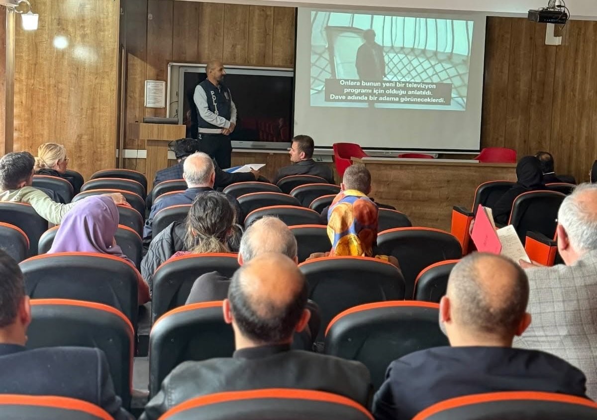 Emet’te öğretmenlere siber güvenlik eğitimi