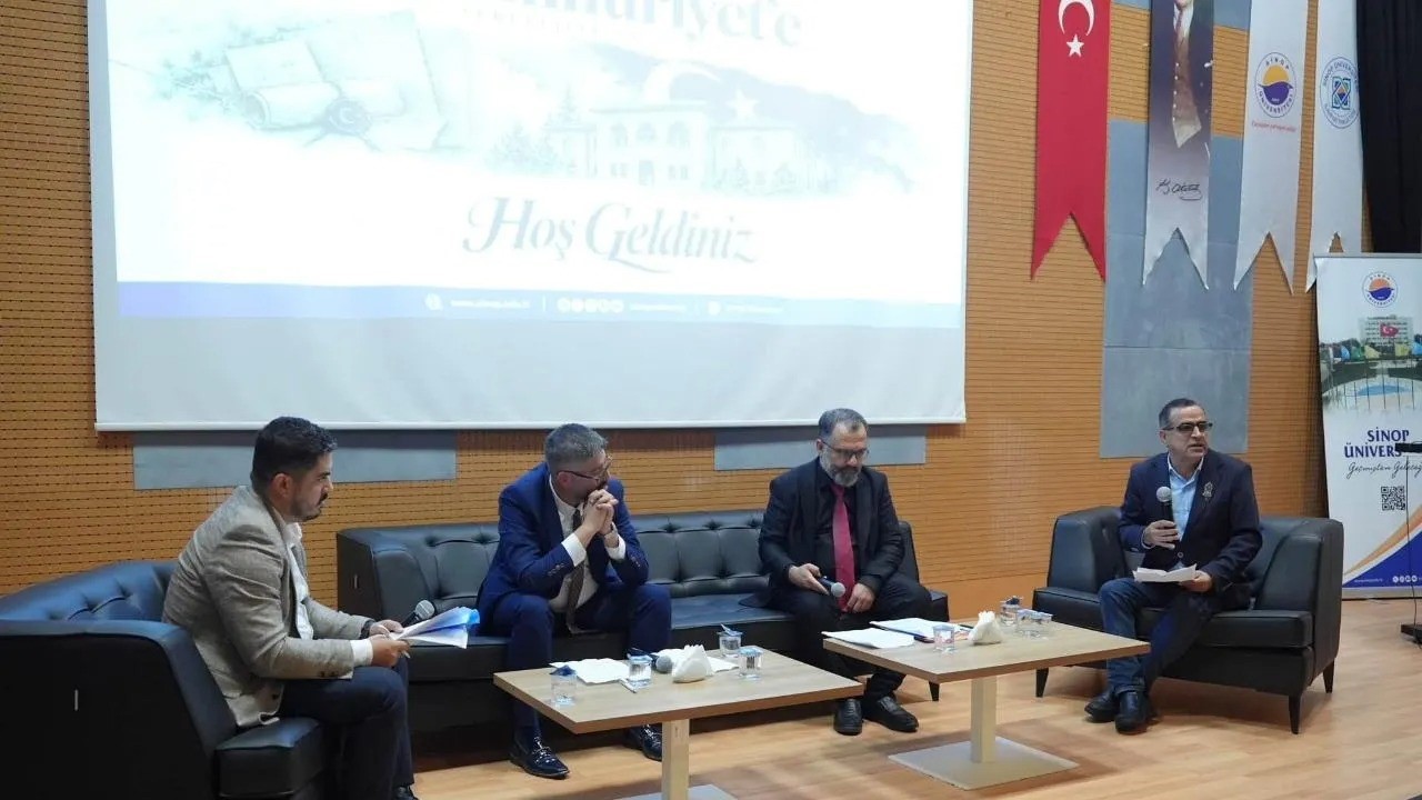 Sinop’ta Cumhuriyet’in 103. yılına özel panel