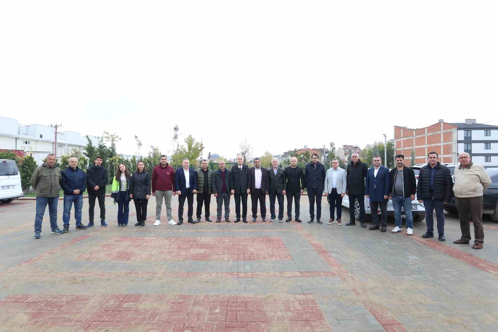 Cumhuriyet mahallesinde 32 araçlık otopark uygulaması tamamlandı