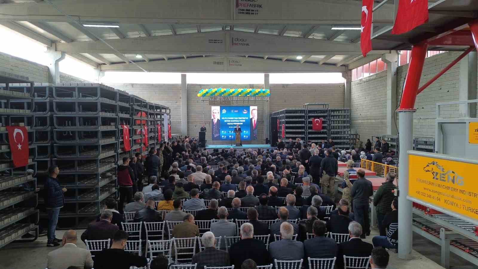 Siirt’te Cumhuriyet coşkusu altyapı yatırımlarıyla taçlandı