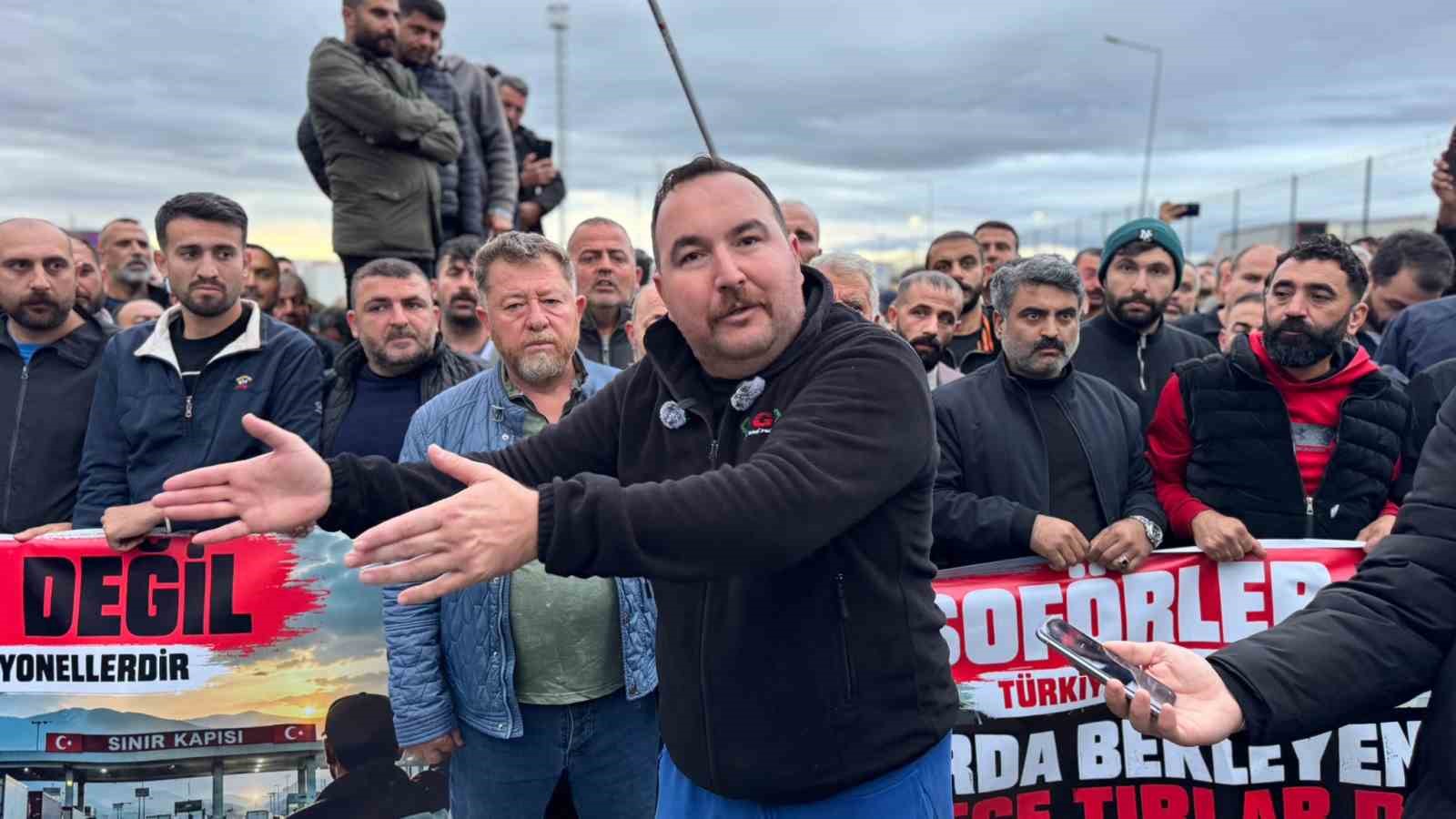 Avrupa’ya açılan sınır kapısında kontak kapattılar