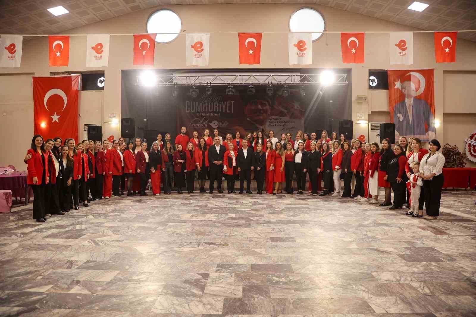Efeler’de Cumhuriyet Bayramı coşkusu