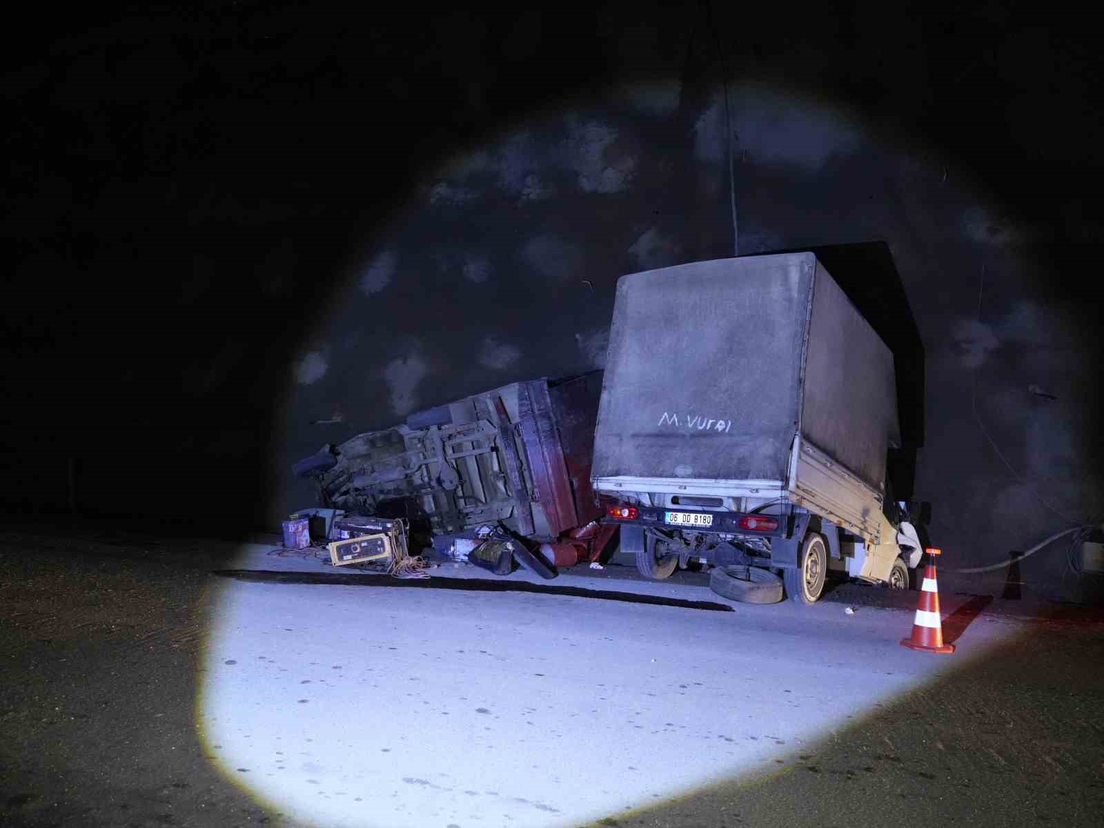 Kastamonu’da iki kamyonet çarpıştı: 9 yaralı