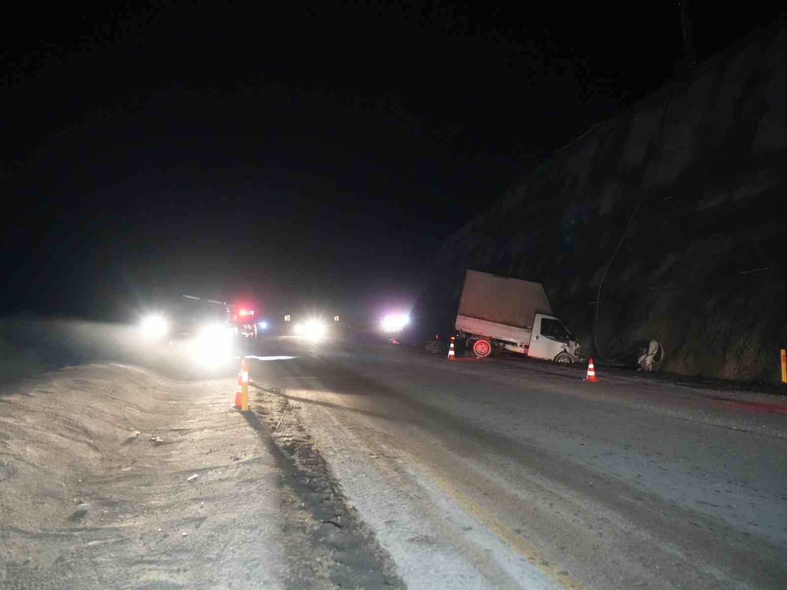 Kastamonu’da iki kamyonet çarpıştı: 9 yaralı