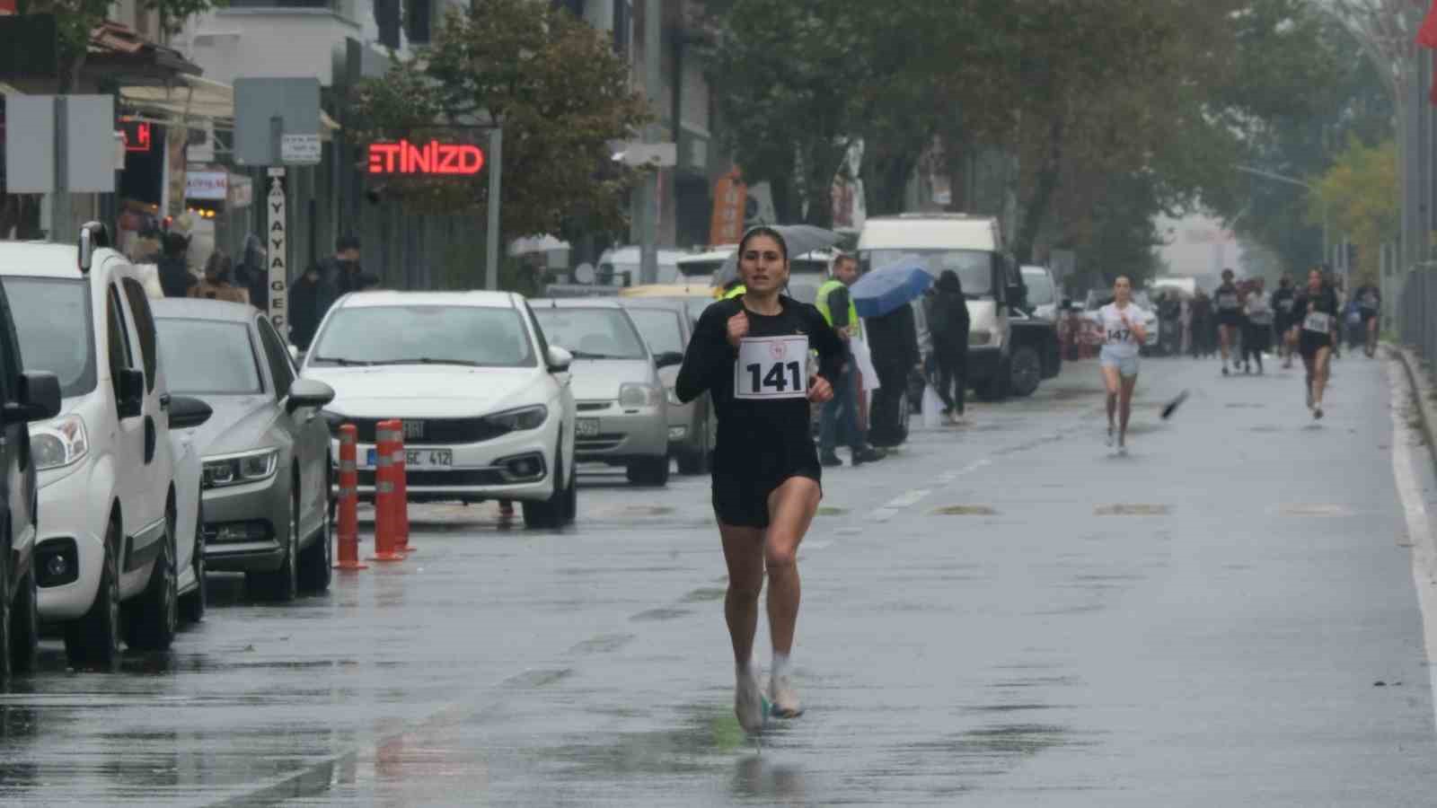 Erzincan’da Cumhuriyet Kupası müsabakaları düzenlendi