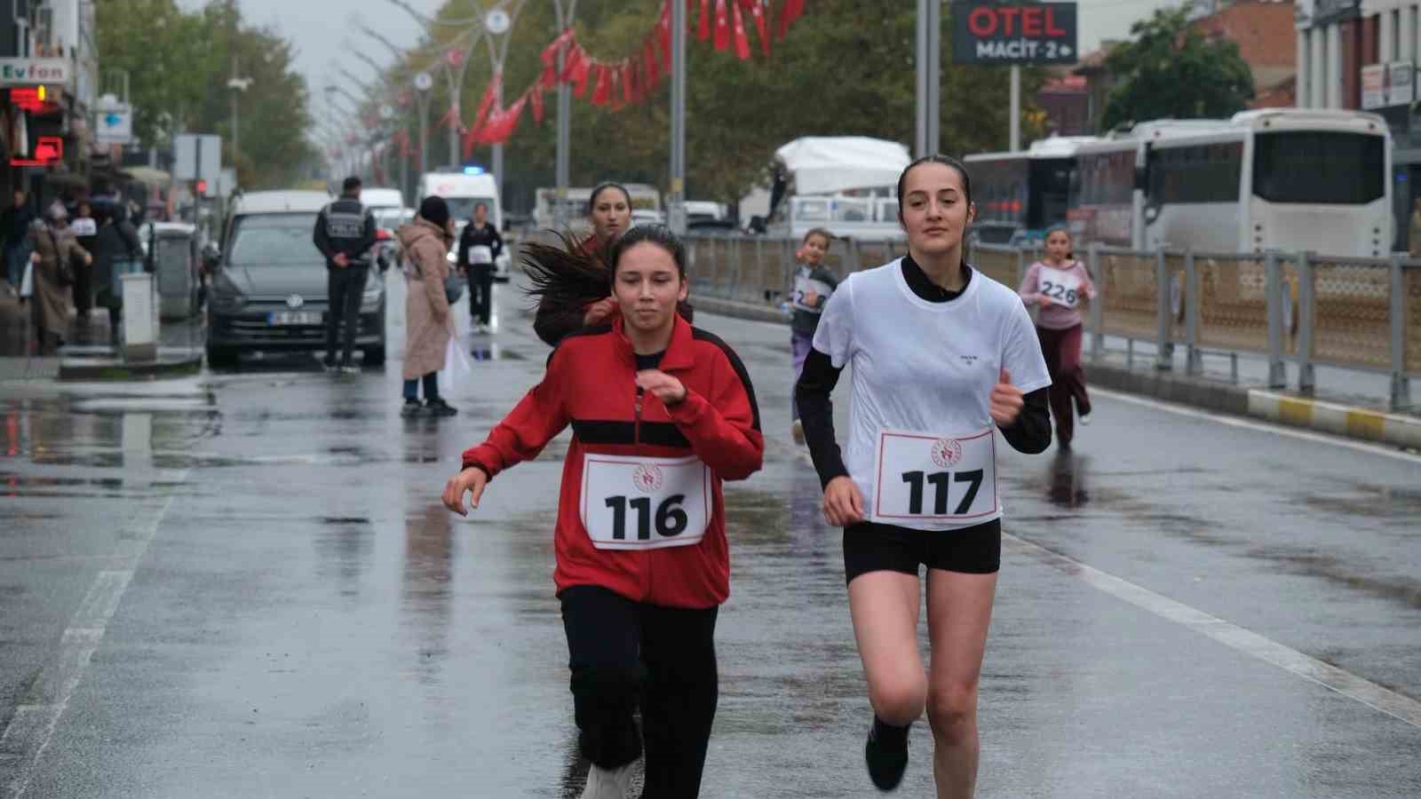 Erzincan’da Cumhuriyet Kupası müsabakaları düzenlendi