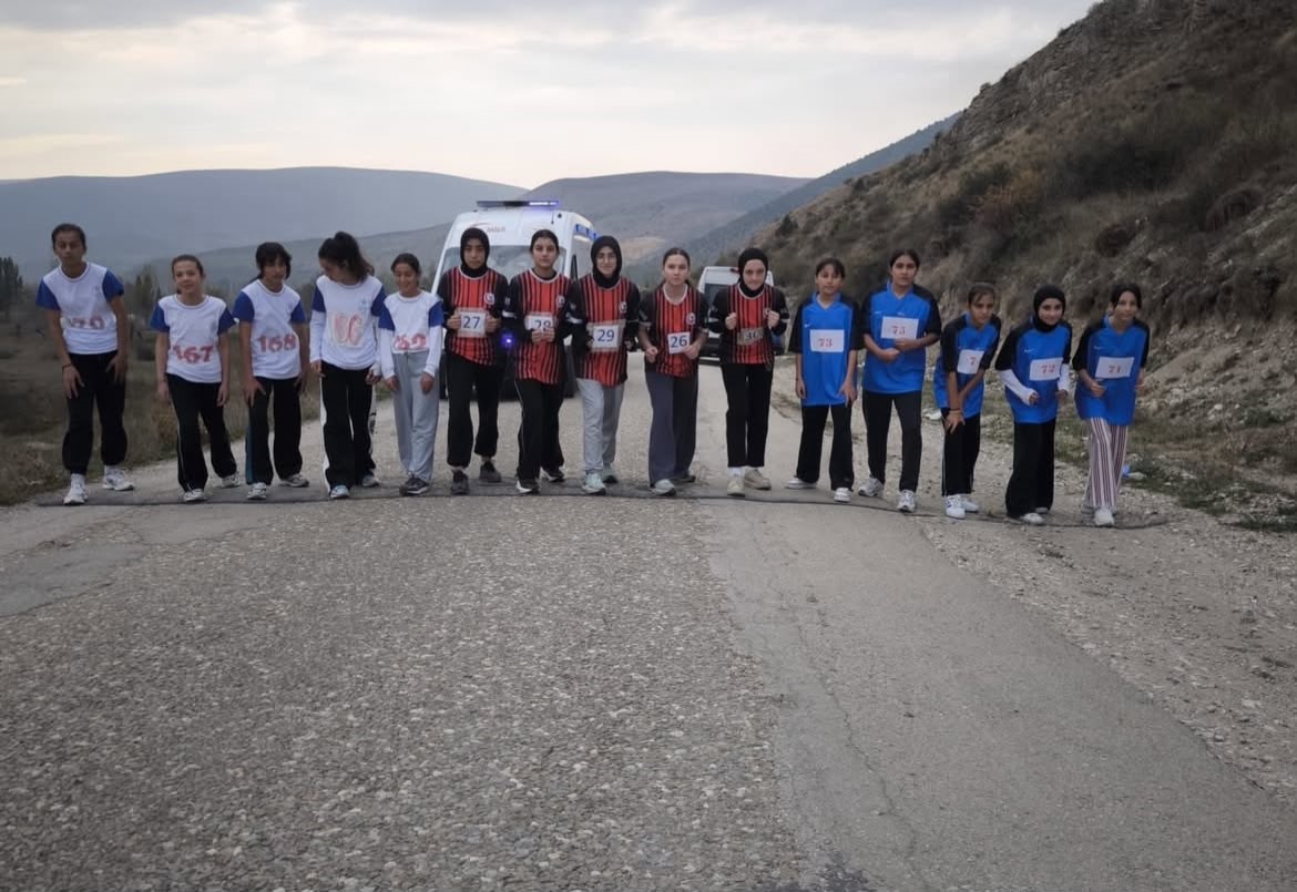 Kros müsabakalarında dereceye giren okullar belli oldu