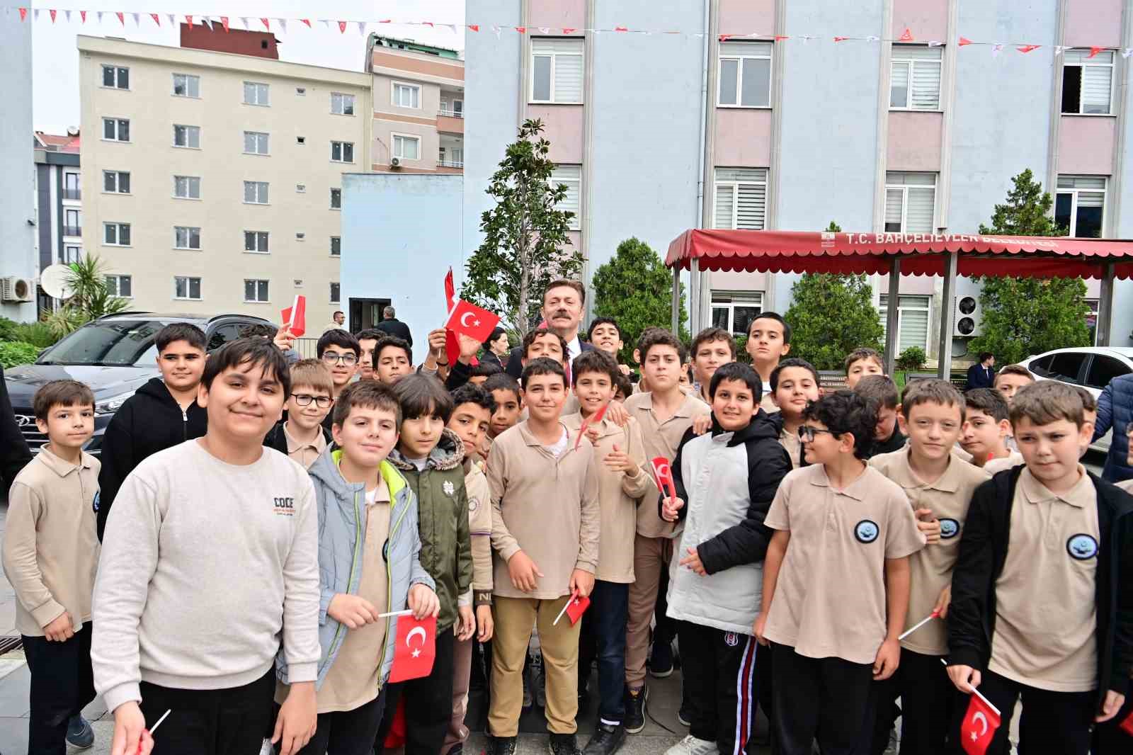 Bahçelievler’de Cumhuriyet’in 103. yılı coşkuyla kutlanıyor