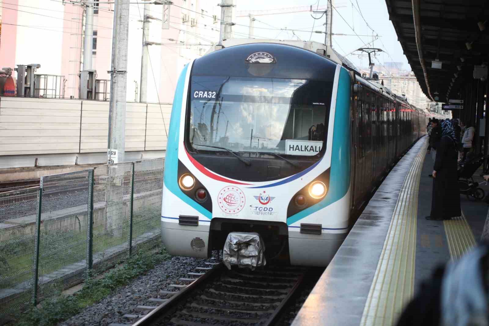 Bakan Uraloğlu: "Asya ile Avrupa’yı 4 dakikada birbirine bağlayan Marmaray ile 13 yılda toplam 1,6 milyar yolcuya hizmet verdik"
