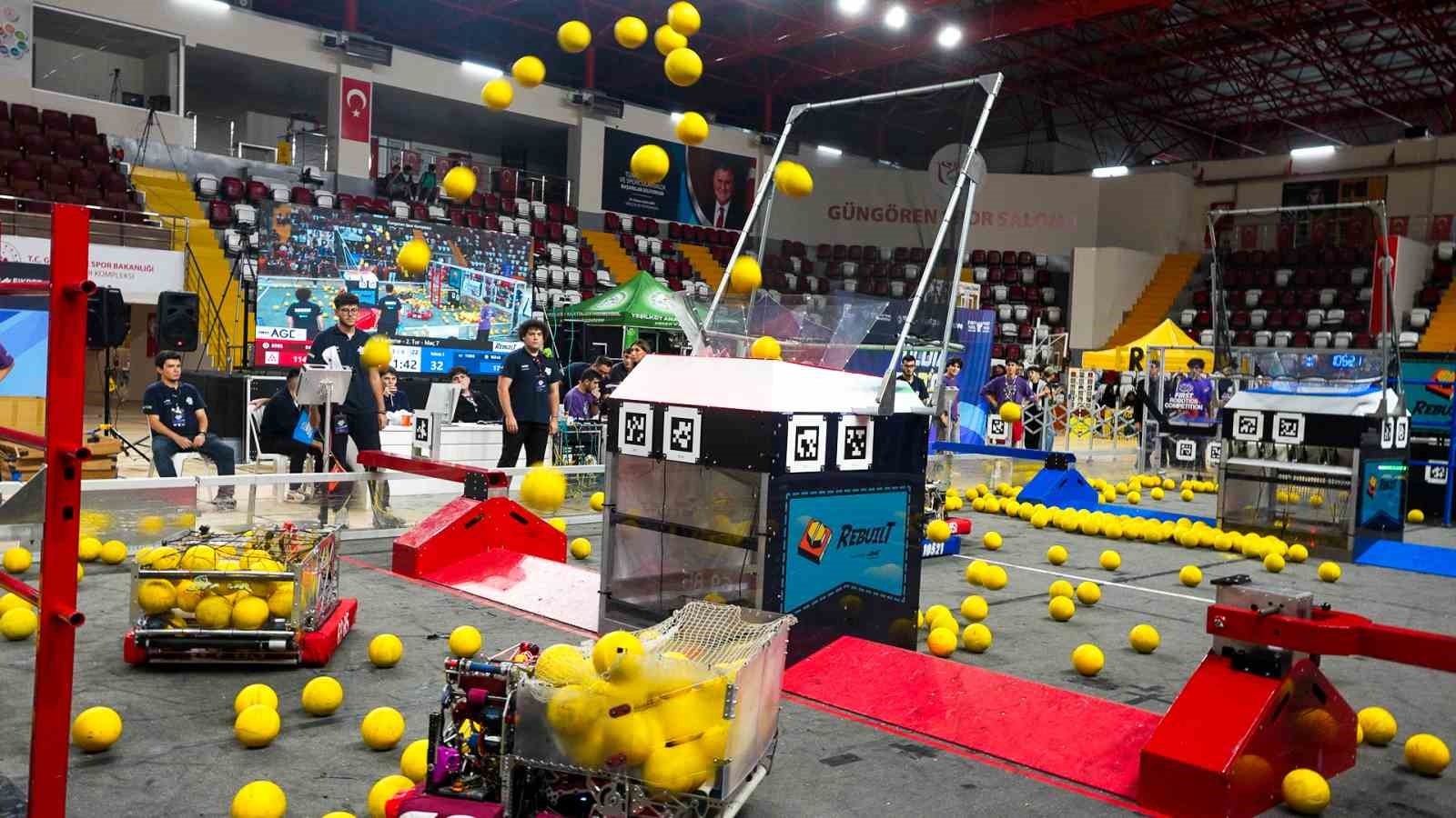 Gençlerin geliştirdiği robotlar Yıldız’da parkura çıkıyor