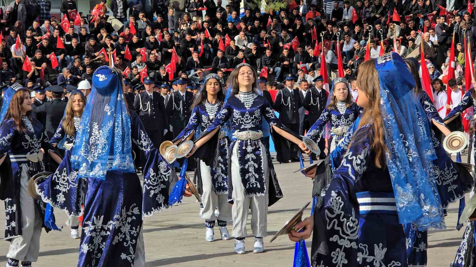Yozgat’ta 7’den 70’e Cumhuriyet Bayramı coşkusu yaşandı