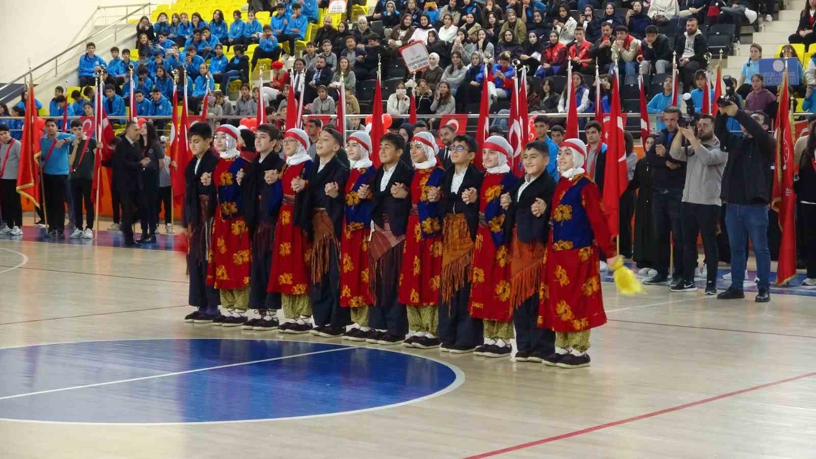 Bitlis’te Cumhuriyet Bayramı coşkusu