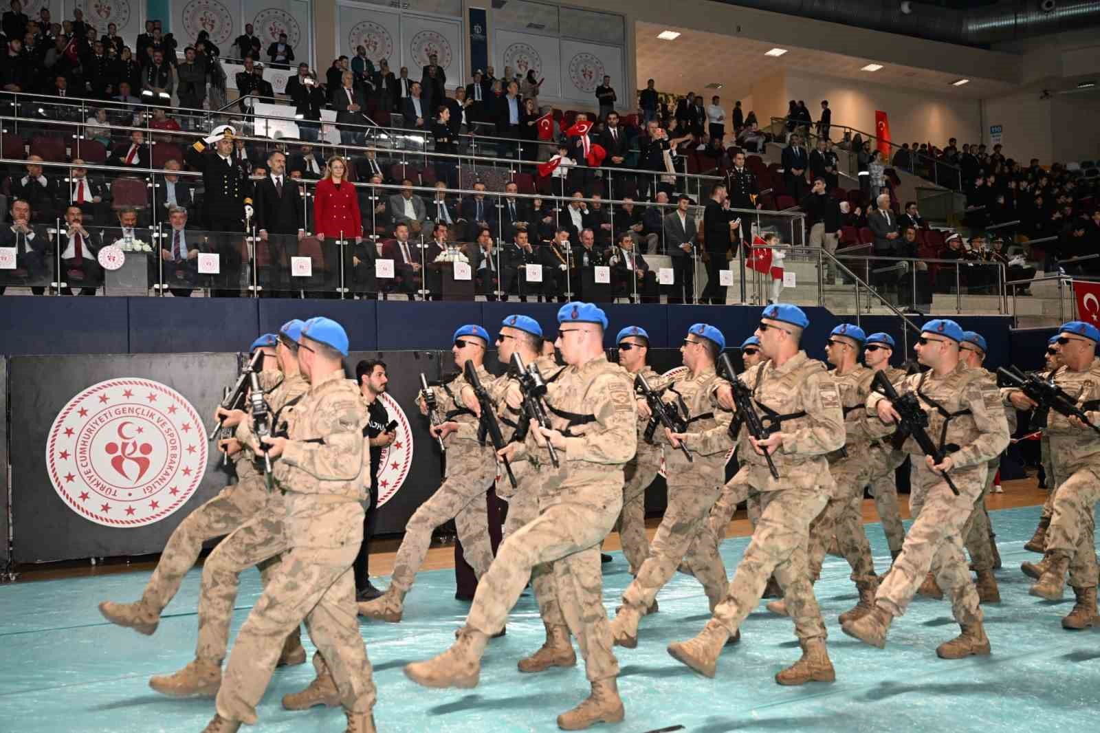Kocaeli’de Cumhuriyet Bayramı kutlamalarında renkli görüntüler