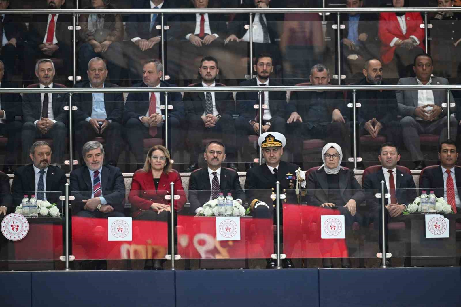 Kocaeli’de Cumhuriyet Bayramı kutlamalarında renkli görüntüler