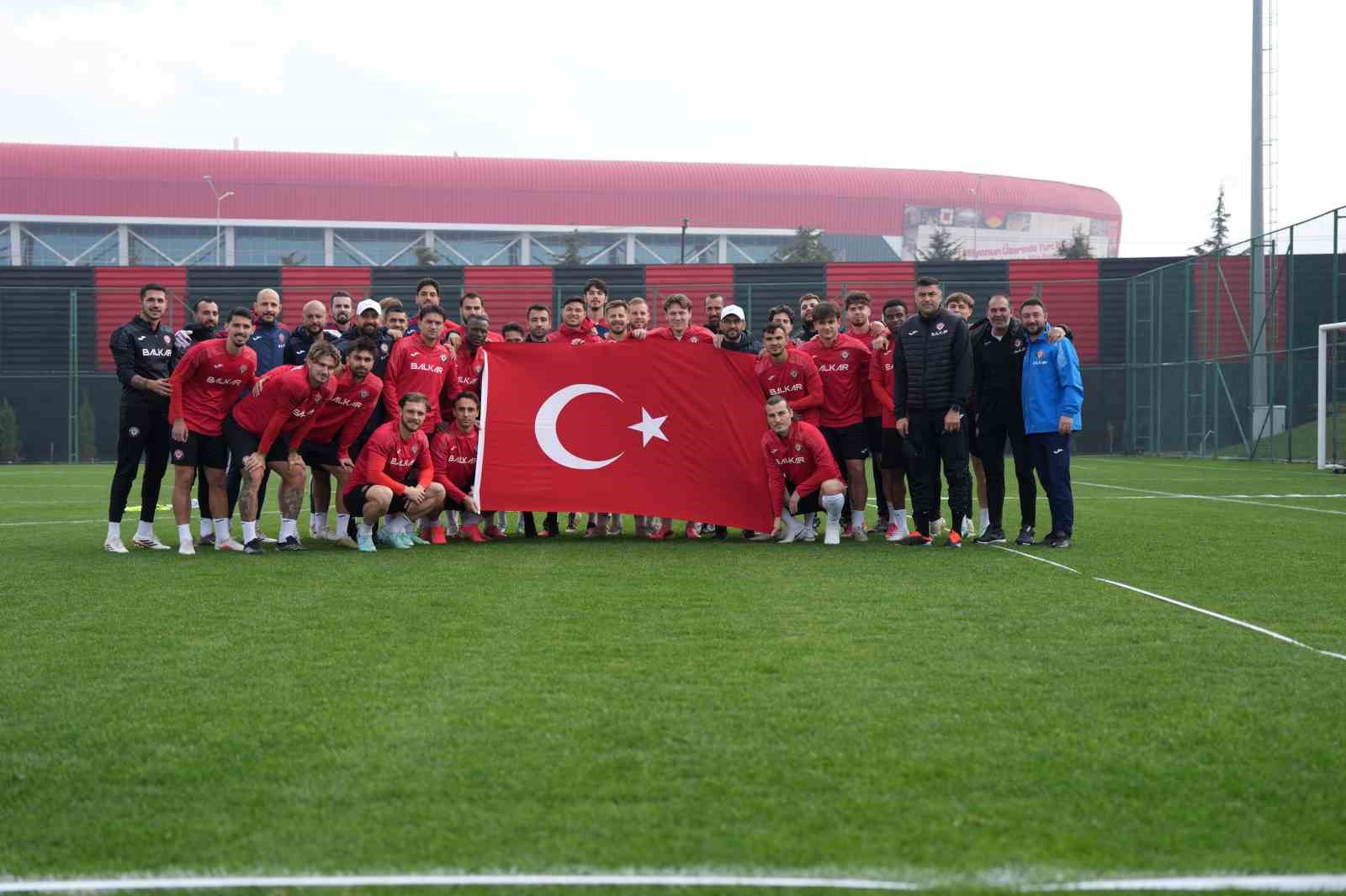 Çorum FK, Erzurumspor FK maçı öncesi çalışmaları sürdürdü