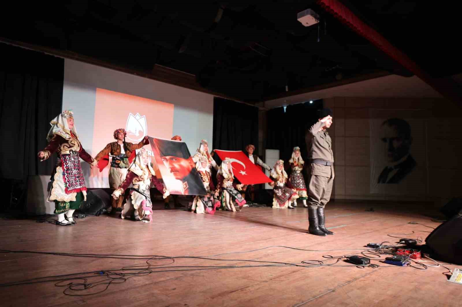 Yunusemre’de cumhuriyet coşkusu müzik ve gösterilerle yaşandı