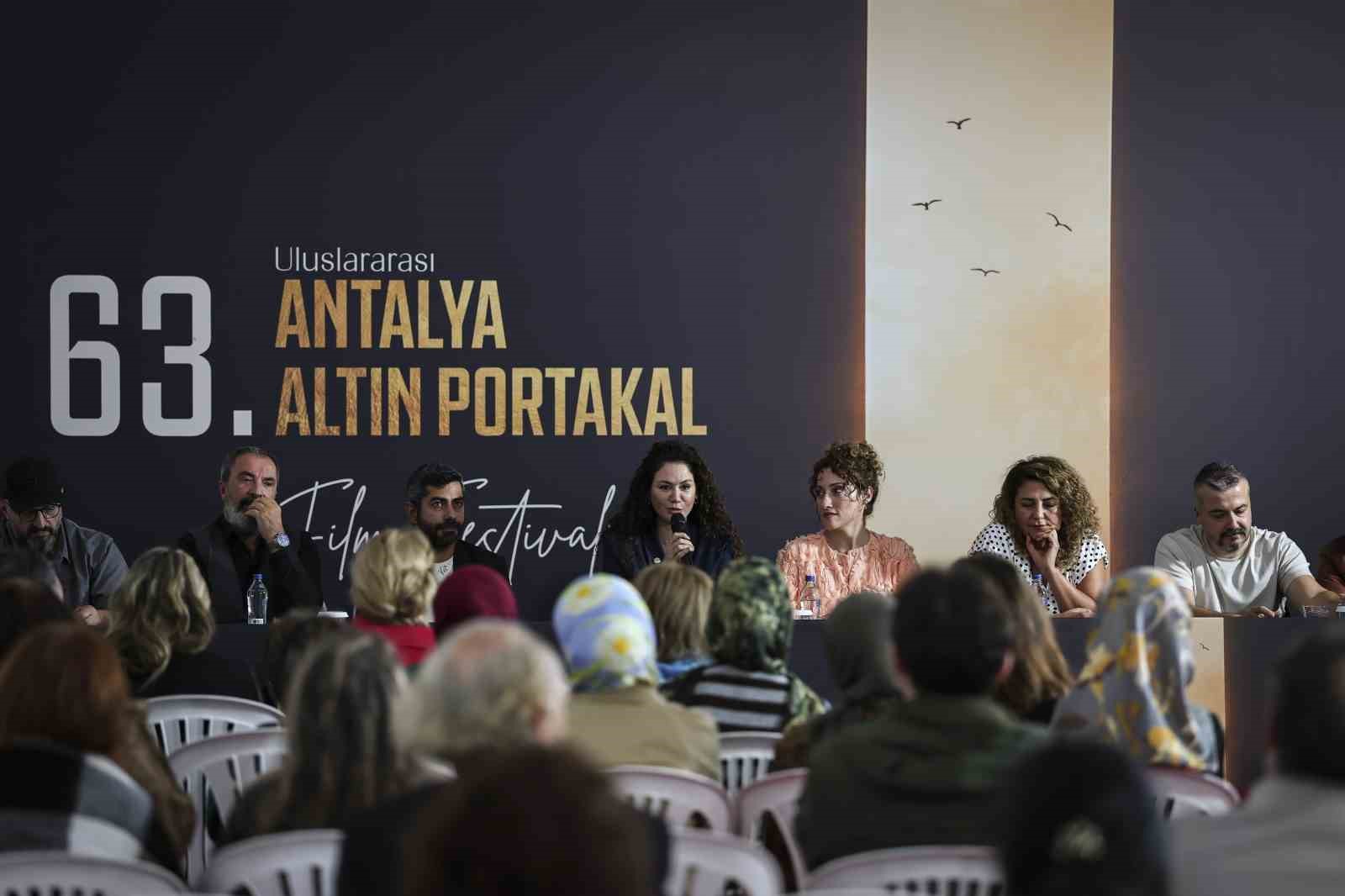 Türk ve dünya sinemasının yıldızları yarışma bölümlerinde seyirciyle buluştu