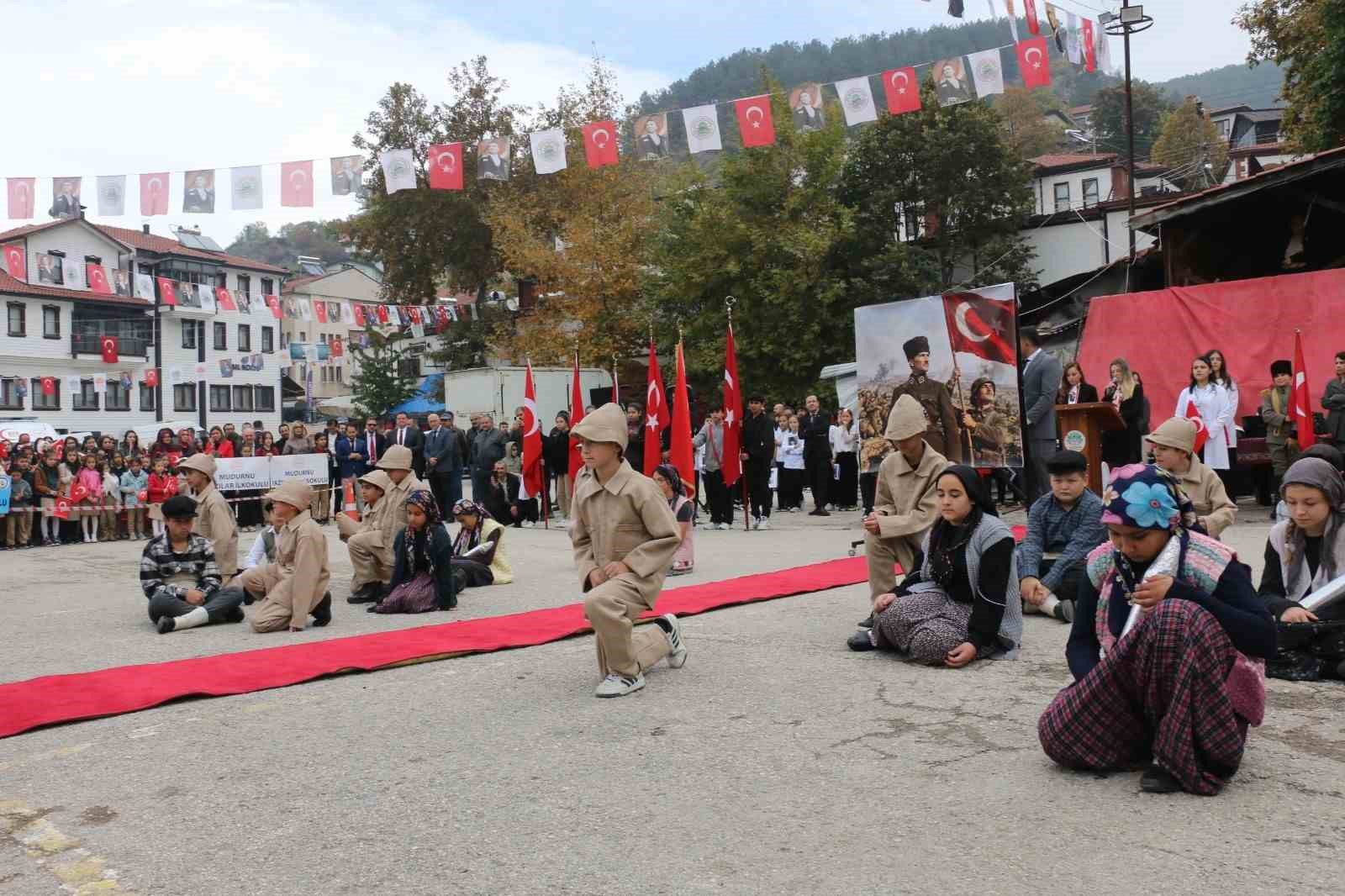 Mudurnu’da 29 Ekim Cumhuriyet Bayramı coşkuyla kutlandı