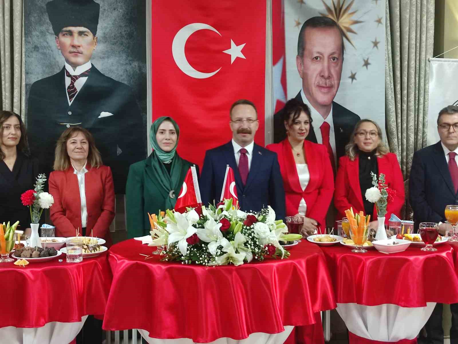 Ardahan’da Cumhuriyet Bayramı’nın 103. yılı dolayısıyla resepsiyon düzenlendi