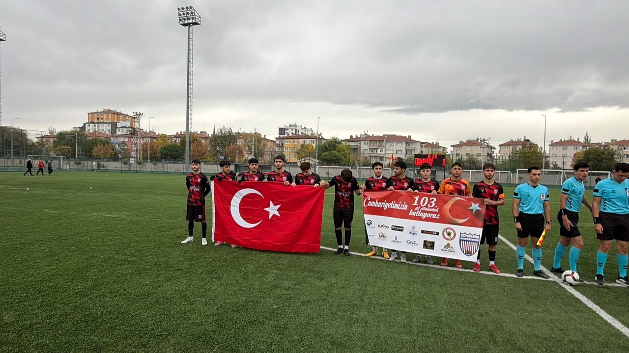 1966 Turanspor’dan Cumhuriyet Bayramı’nda anlamlı mesaj