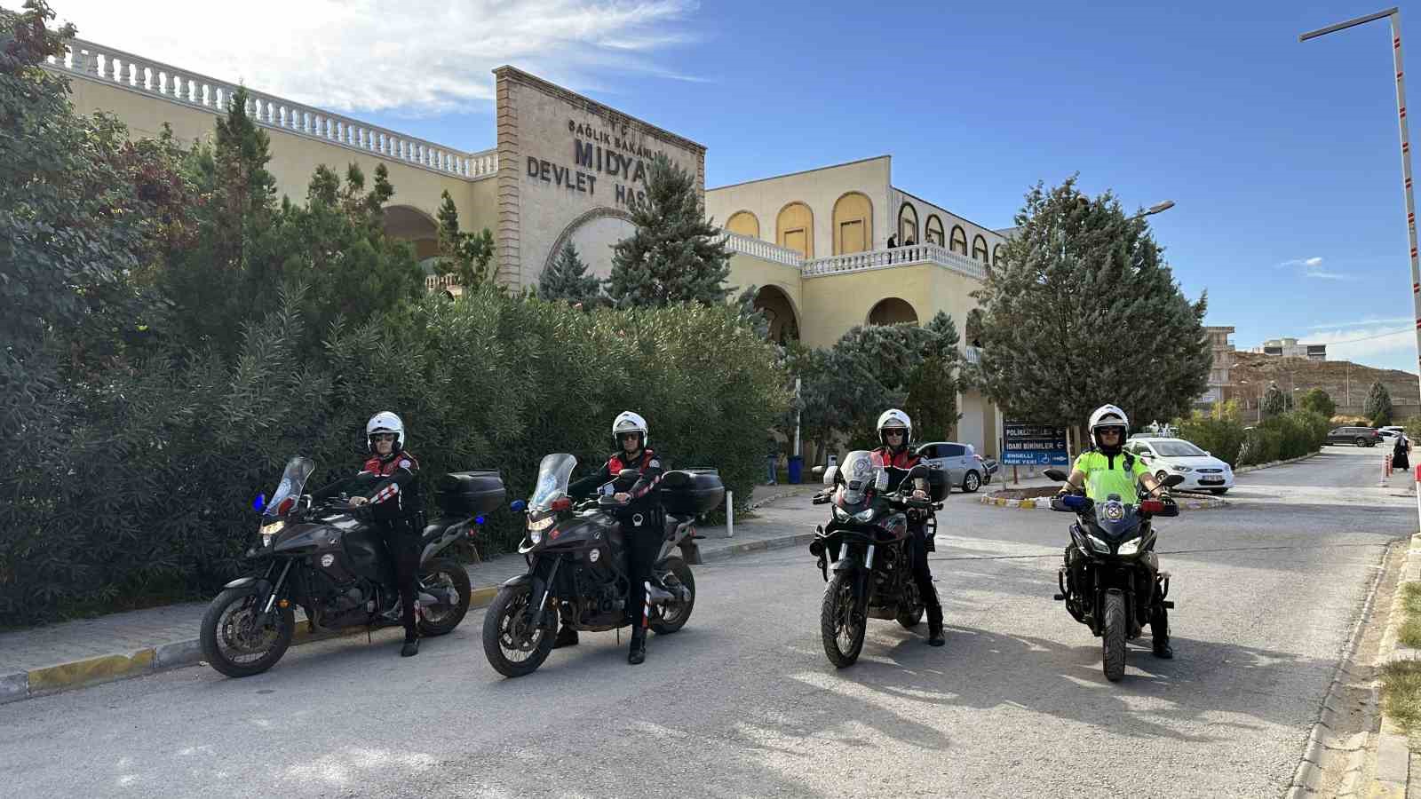 "Gülümse Midyat, Umut Çocuklarda" Projesi 6’ncı kez minik kalplere dokundu