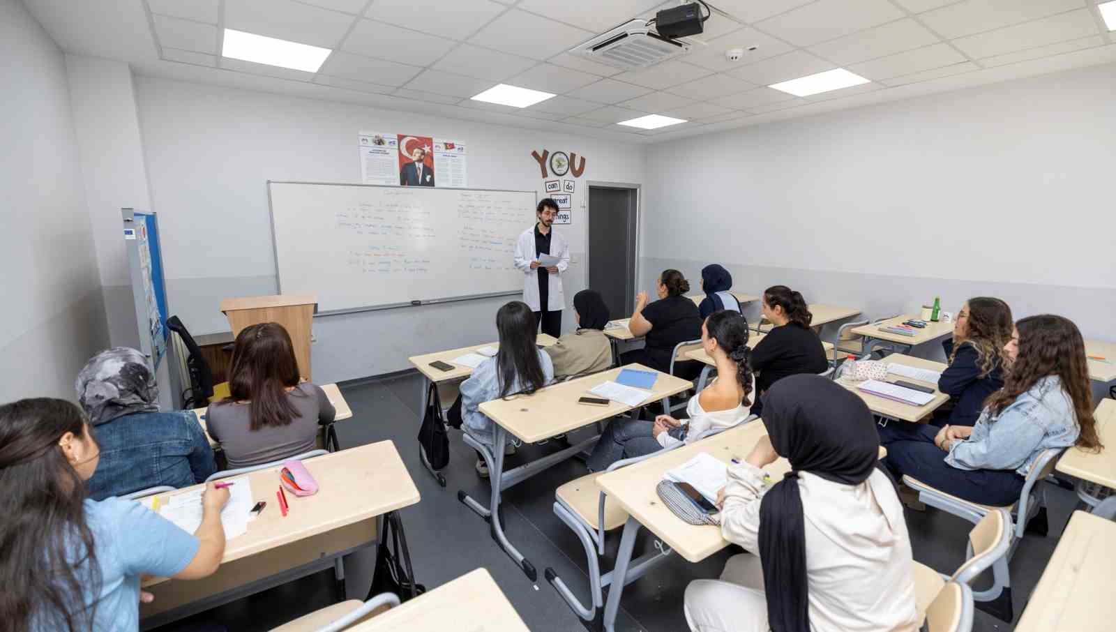 MERCEK’te İngilizce öğrenmek isteyenlere ücretsiz eğitim fırsatı