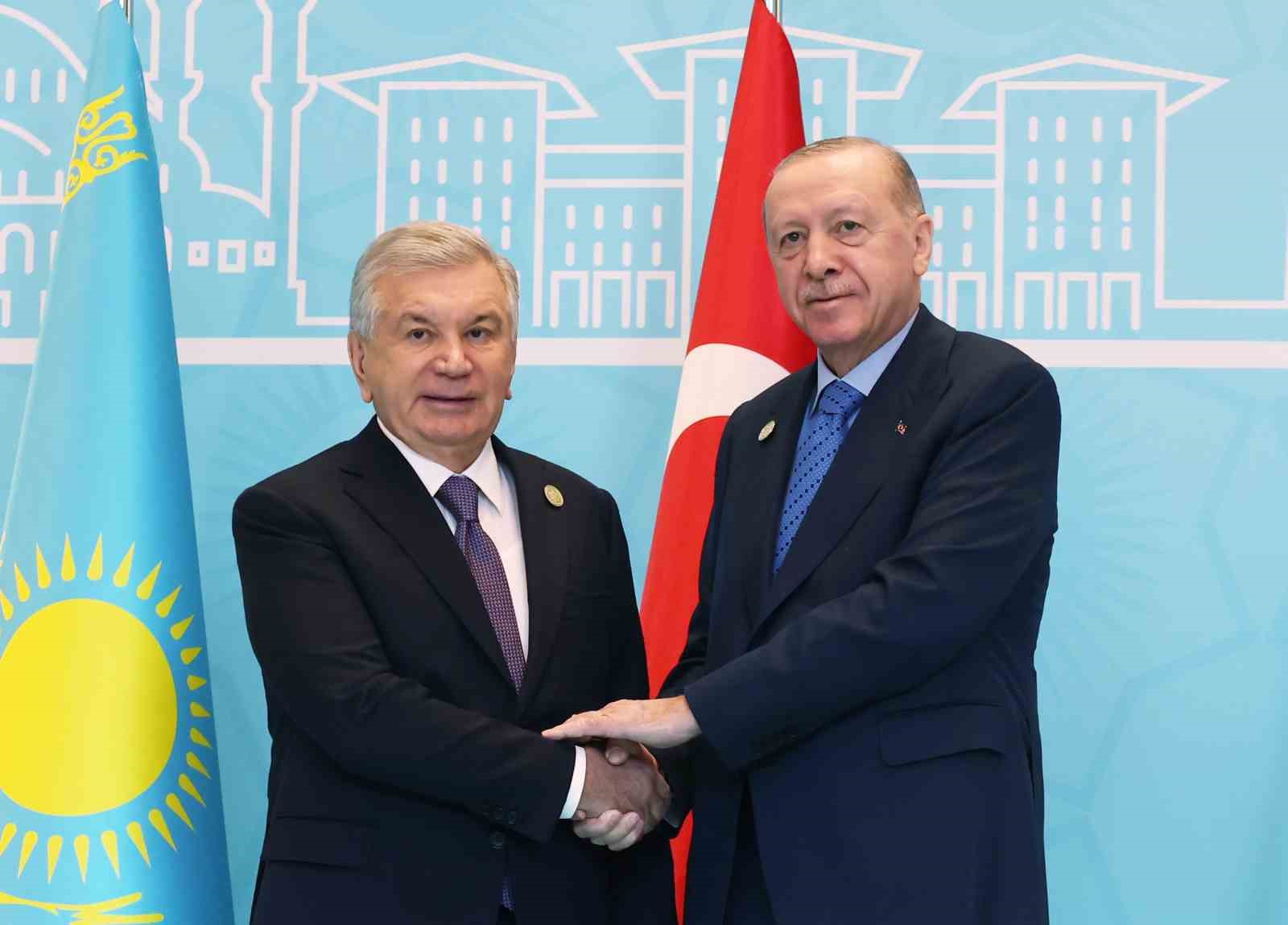 Cumhurbaşkanı Erdoğan, TDT Zirvesi’ne katılan liderleri karşıladı