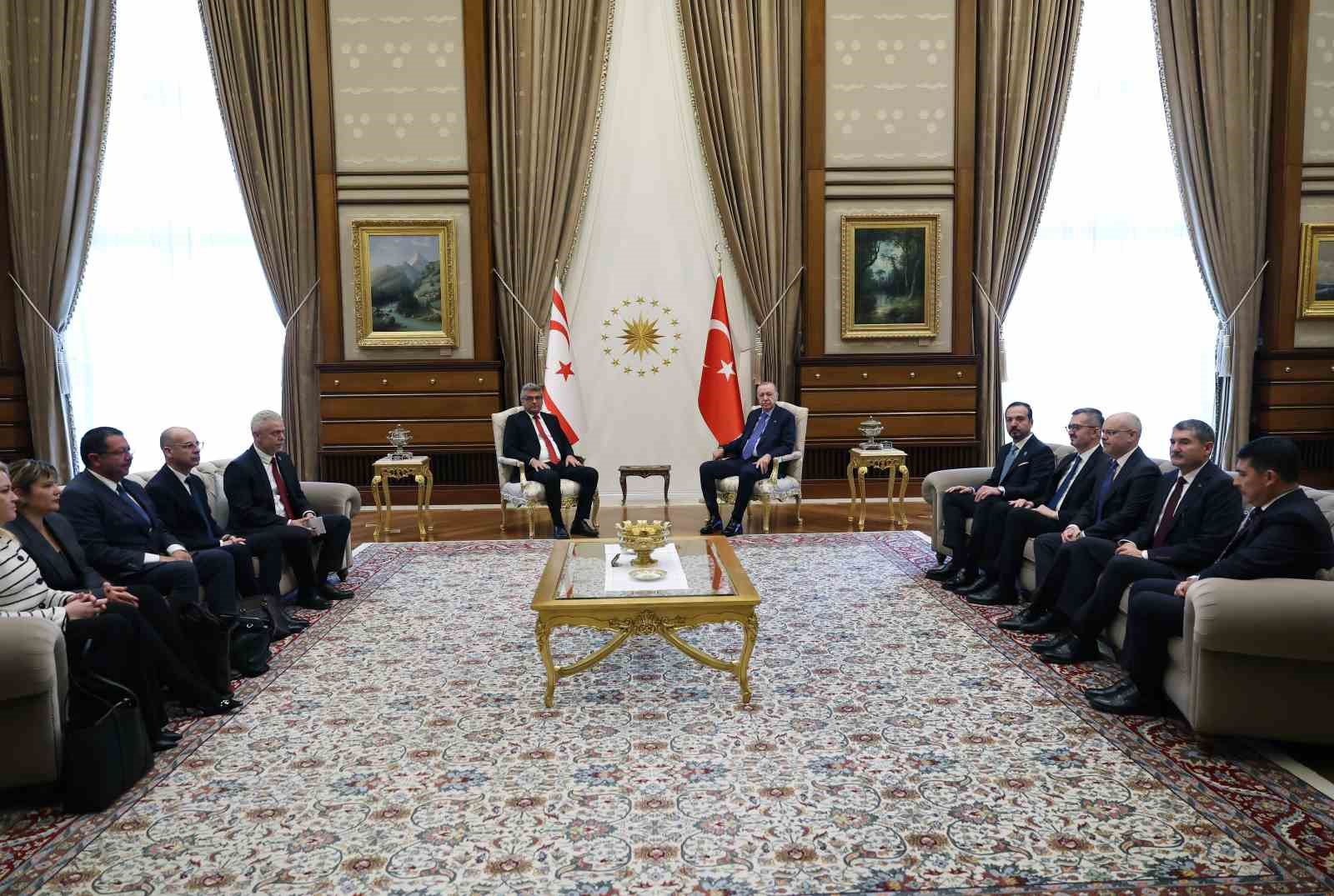 Cumhurbaşkanı Erdoğan, KKTC Cumhurbaşkanı Erhürman ile bir araya geldi