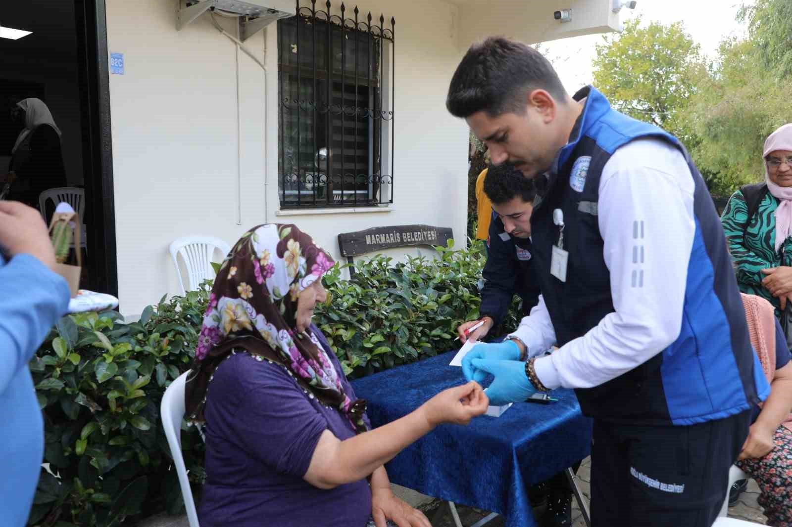 Muğla Büyükşehir’den Hisarönü’nde Meme Kanseri farkındalığı
