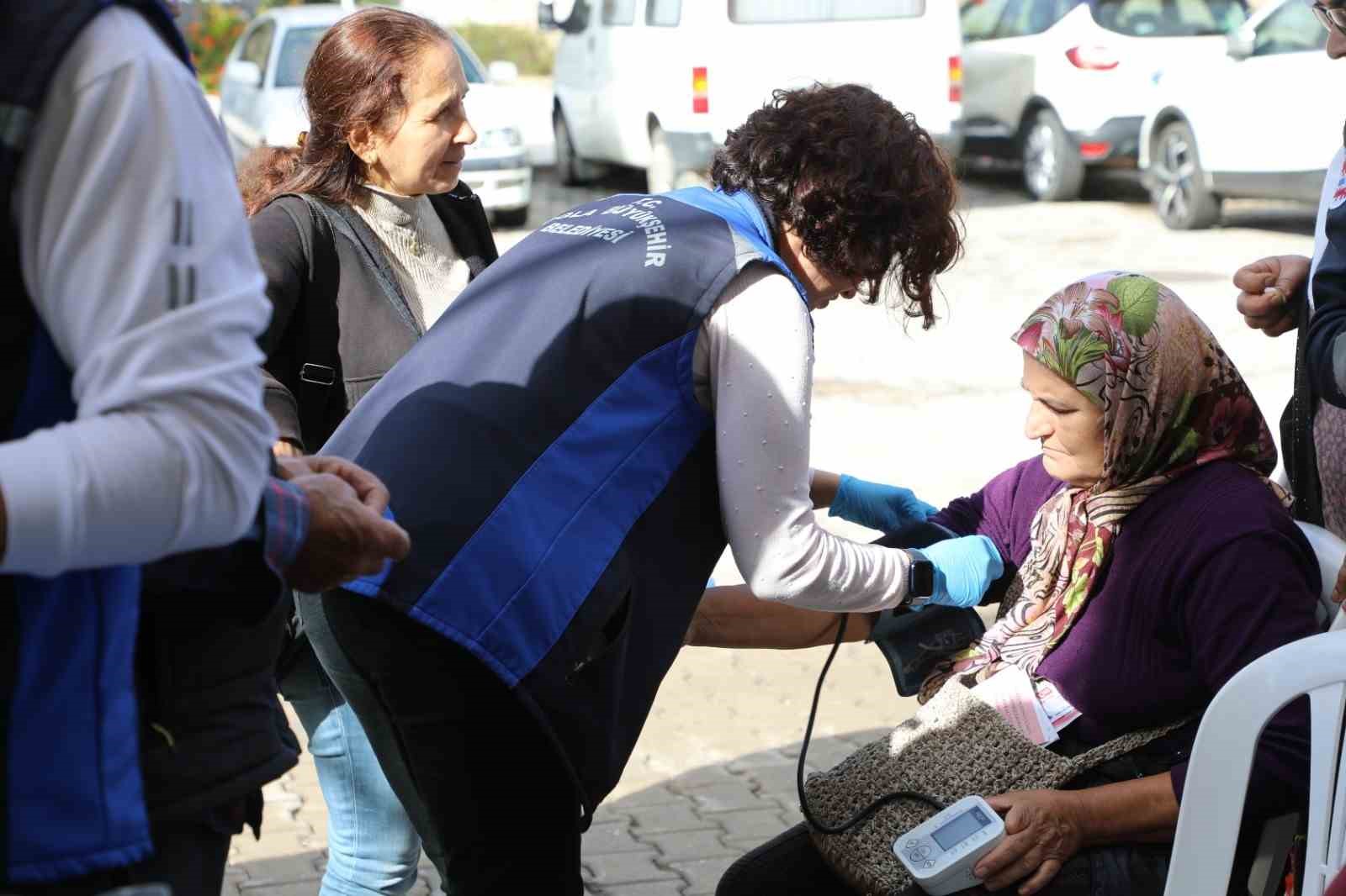 Muğla Büyükşehir’den Hisarönü’nde Meme Kanseri farkındalığı