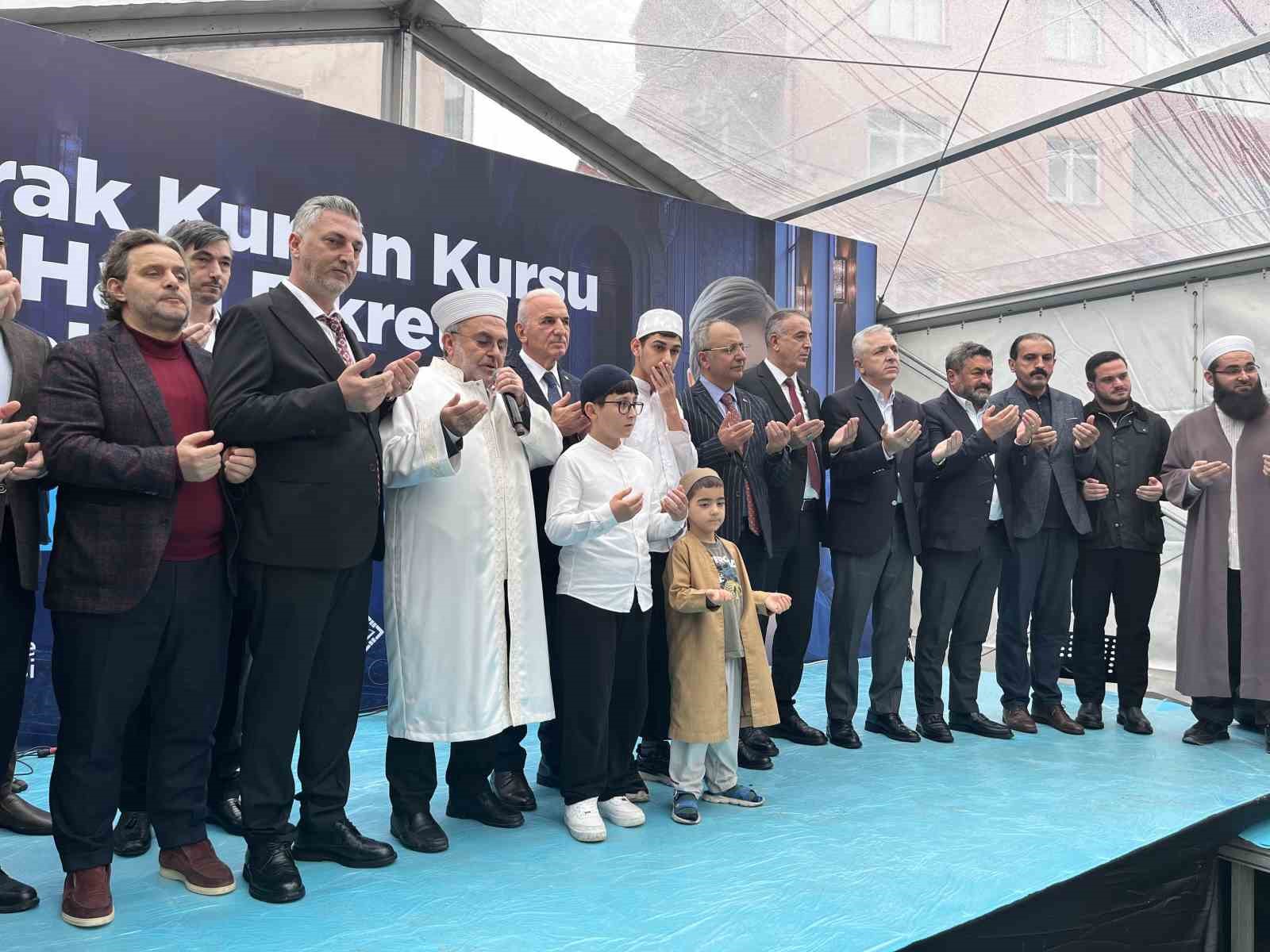 Ümraniye’de Hacı Fikret Canbaz Mescidi ve İdrak Kur’an Kursu açıldı