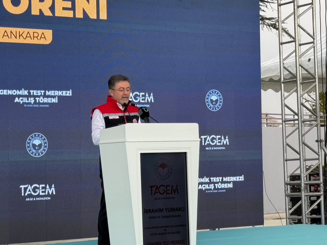 Bakan Yumaklı: "2026 yılında hayvansal üretime vermiş olduğumuz desteği bir önceki yıla göre yüzde 39,5 artırarak 38 buçuk milyar liraya çıkardık"
