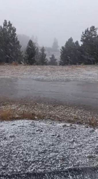 Sarıkamış’ta yağmur zirvede kara dönüştü