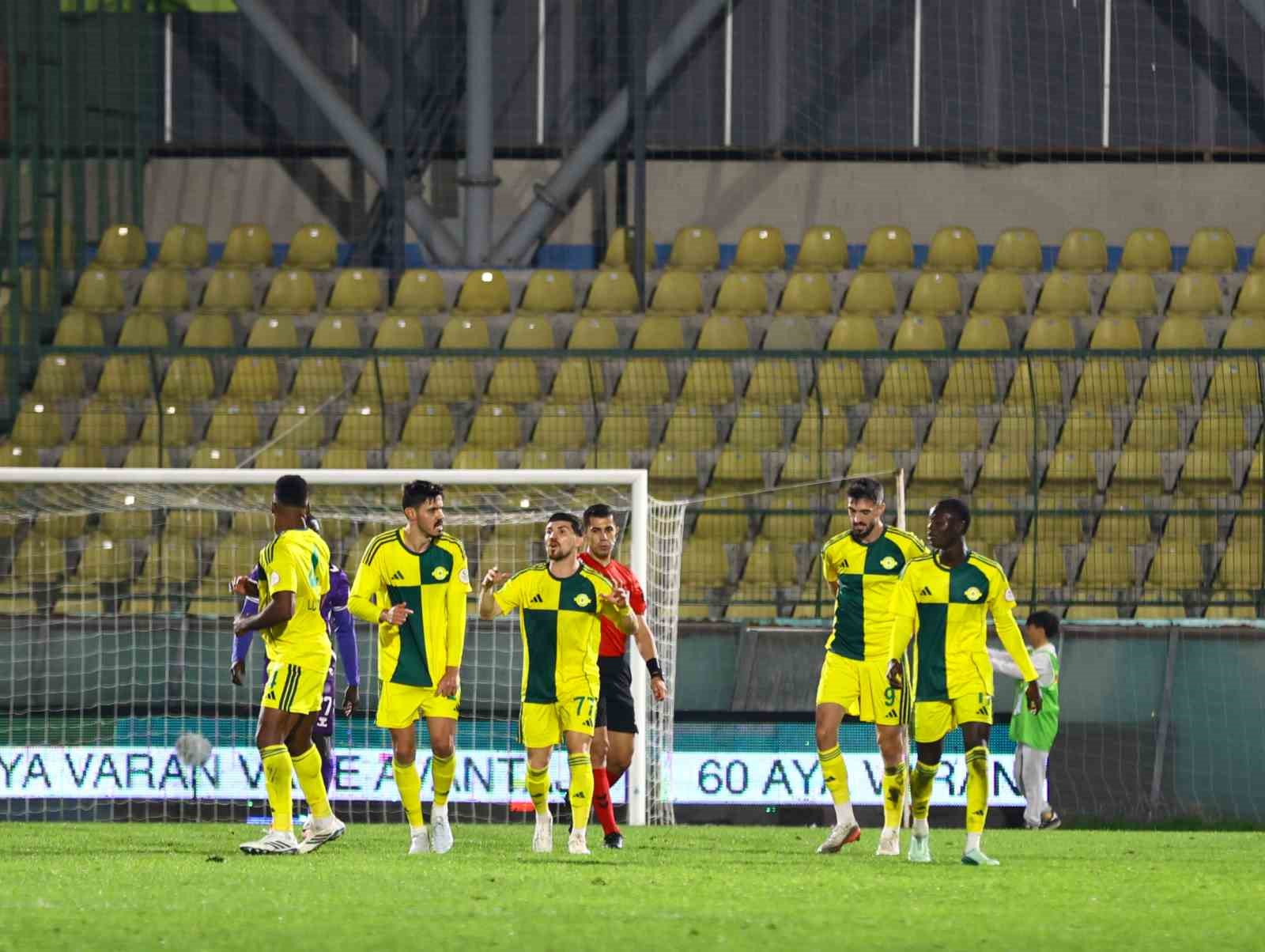 Trendyol 1. Lig: Esenler Erokspor: 3 - Ankara Keçiörengücü: 2
