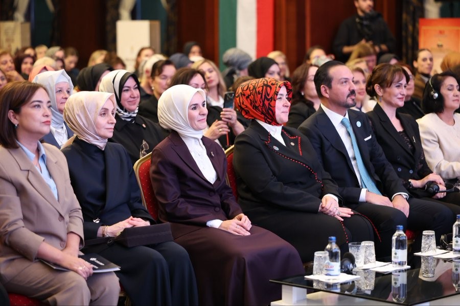 Bakan Göktaş: "Bizim tarihimizde kadın, devletin kurucu iradesinde en başından beri vardır"