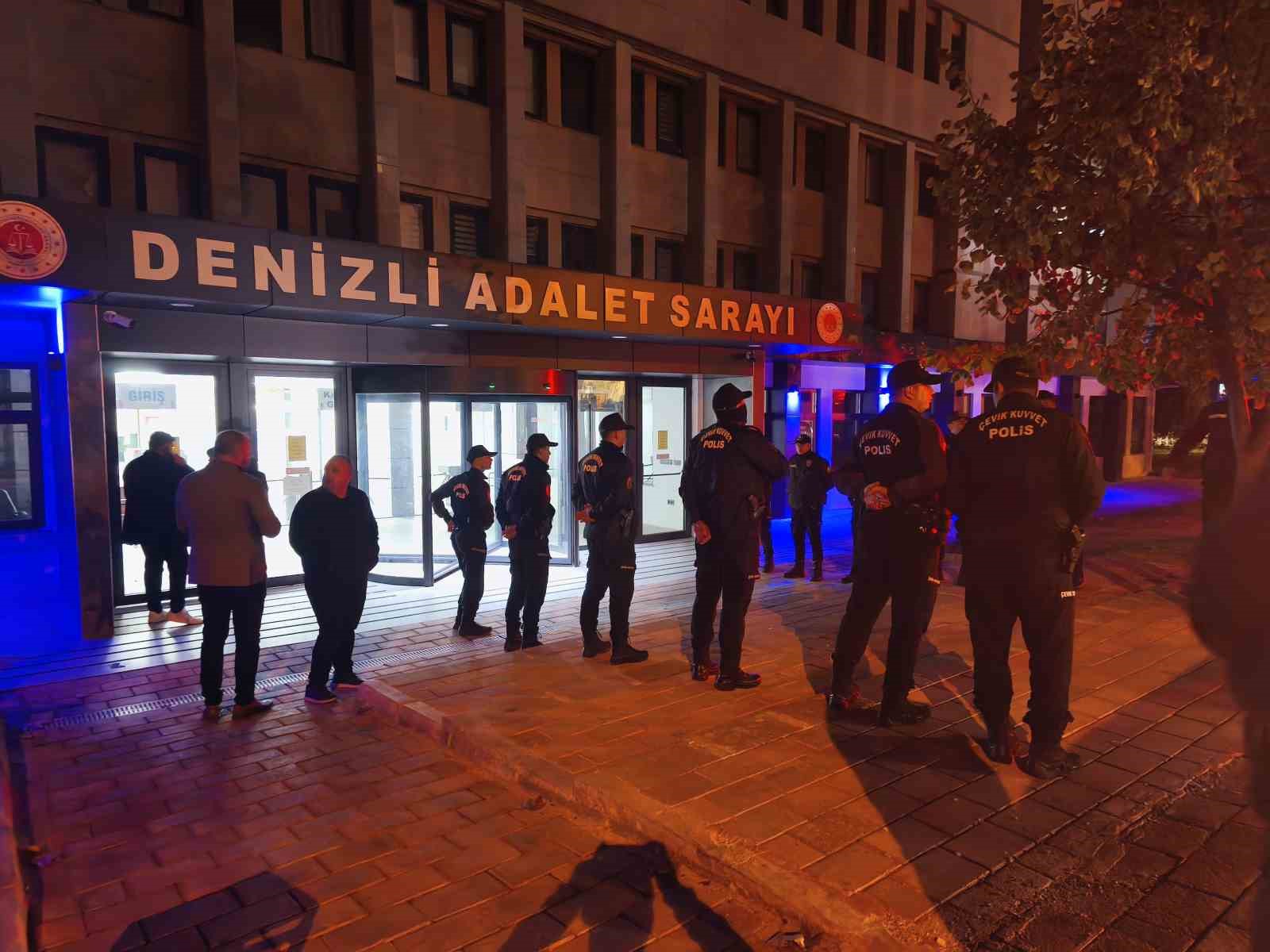 Merkezefendi Belediyesi operasyonunda 5 kişi tutuklandı