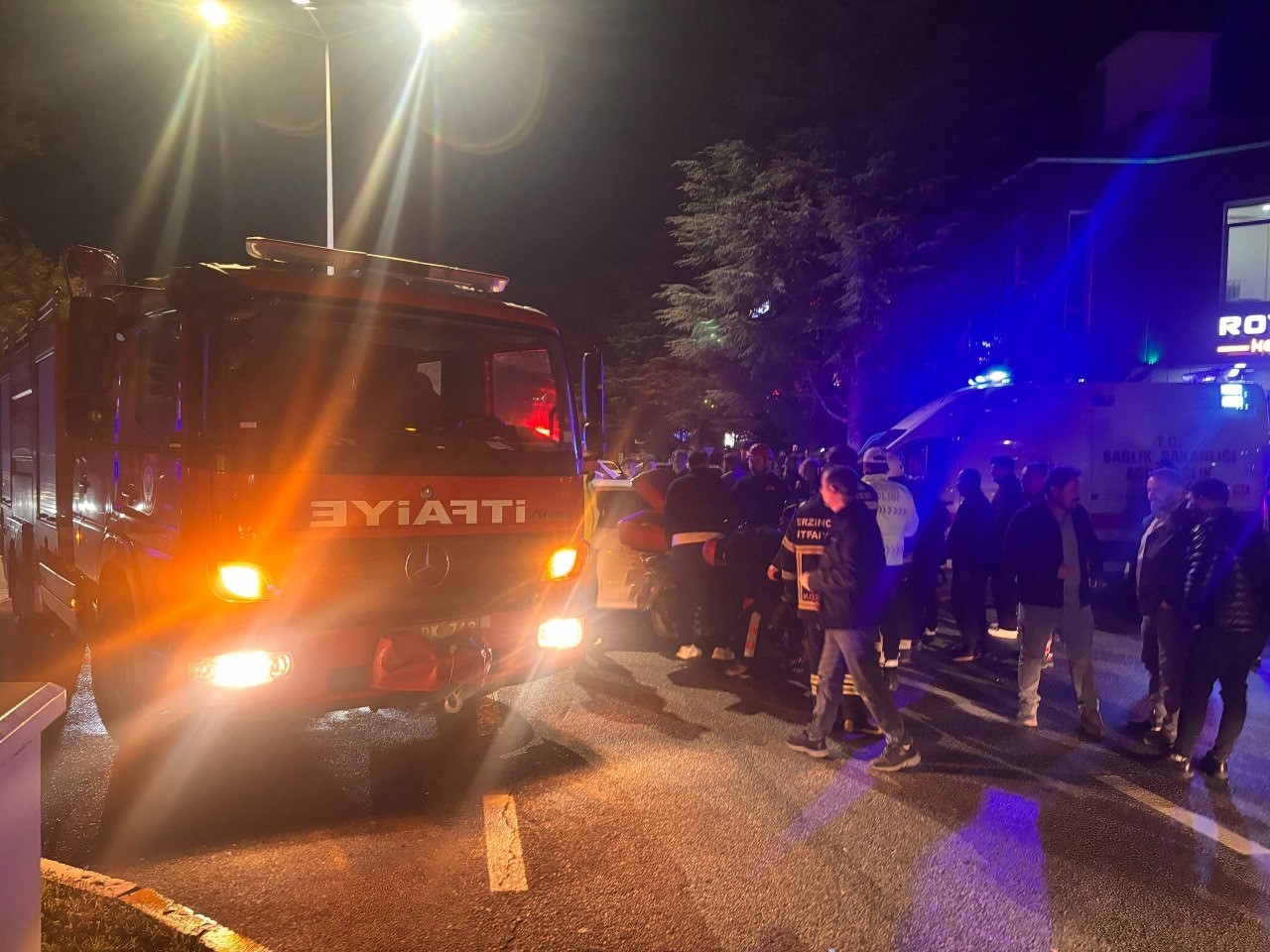 Erzincan’da motosiklet ile otomobil çarpıştı: 1 yaralı