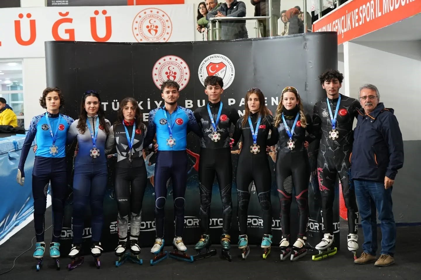 Short Track heyecan sürüyor