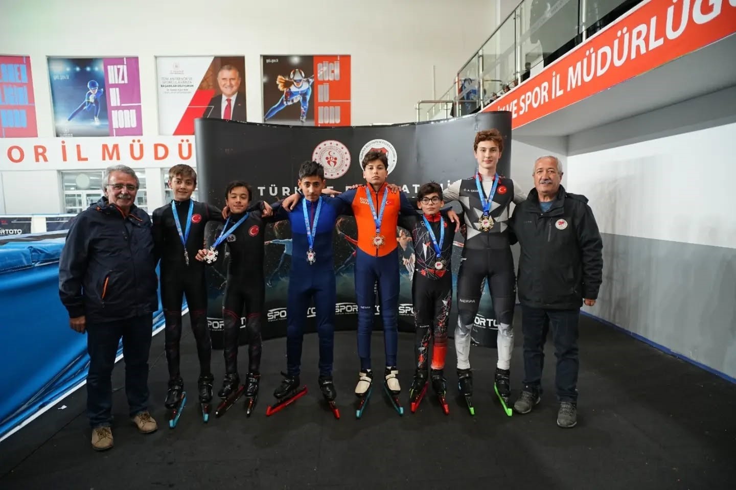 Short Track heyecan sürüyor